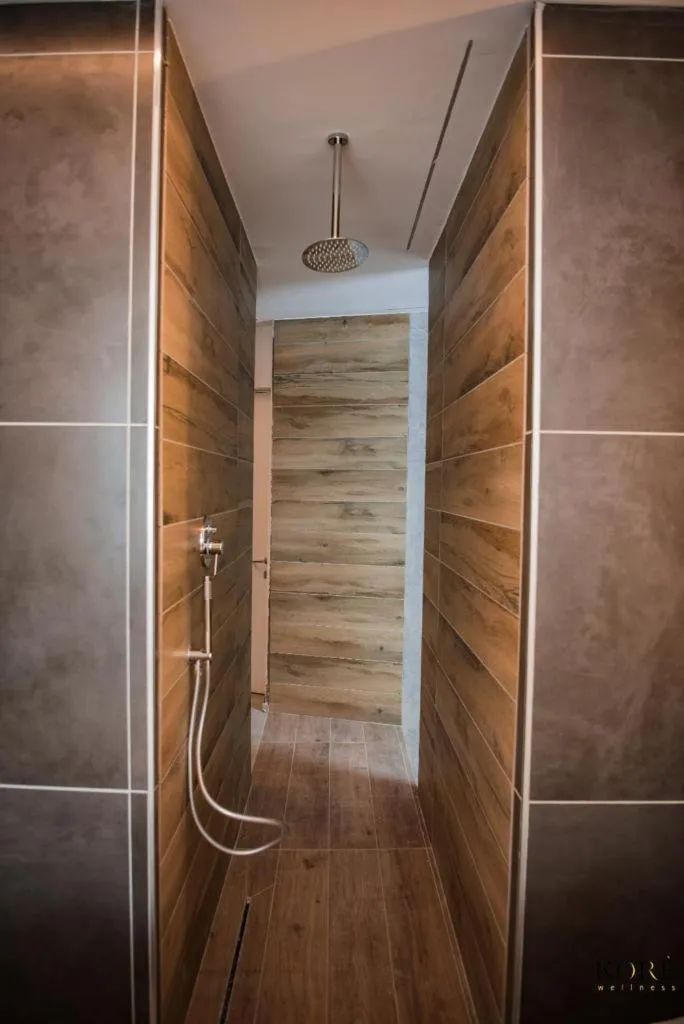 Shower in Korè Hotel