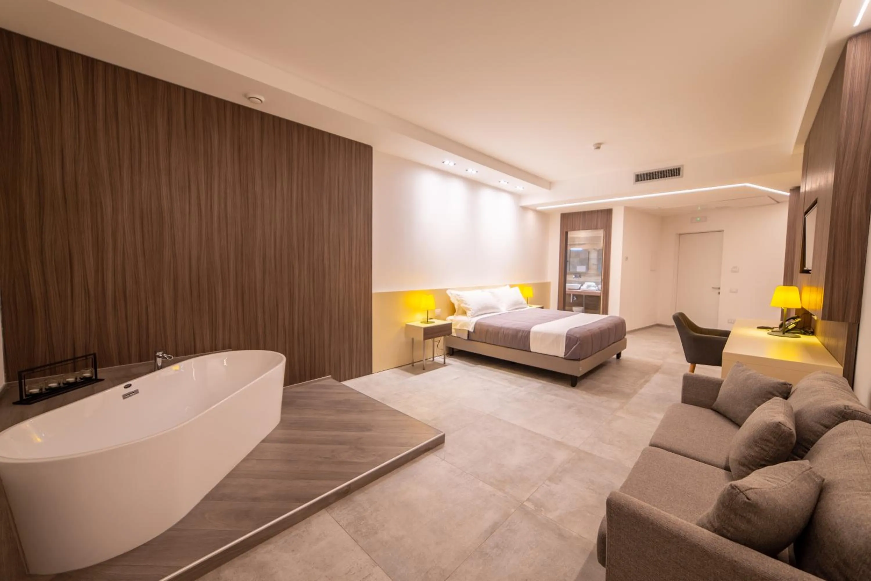 Photo of the whole room, Bed in Korè Hotel