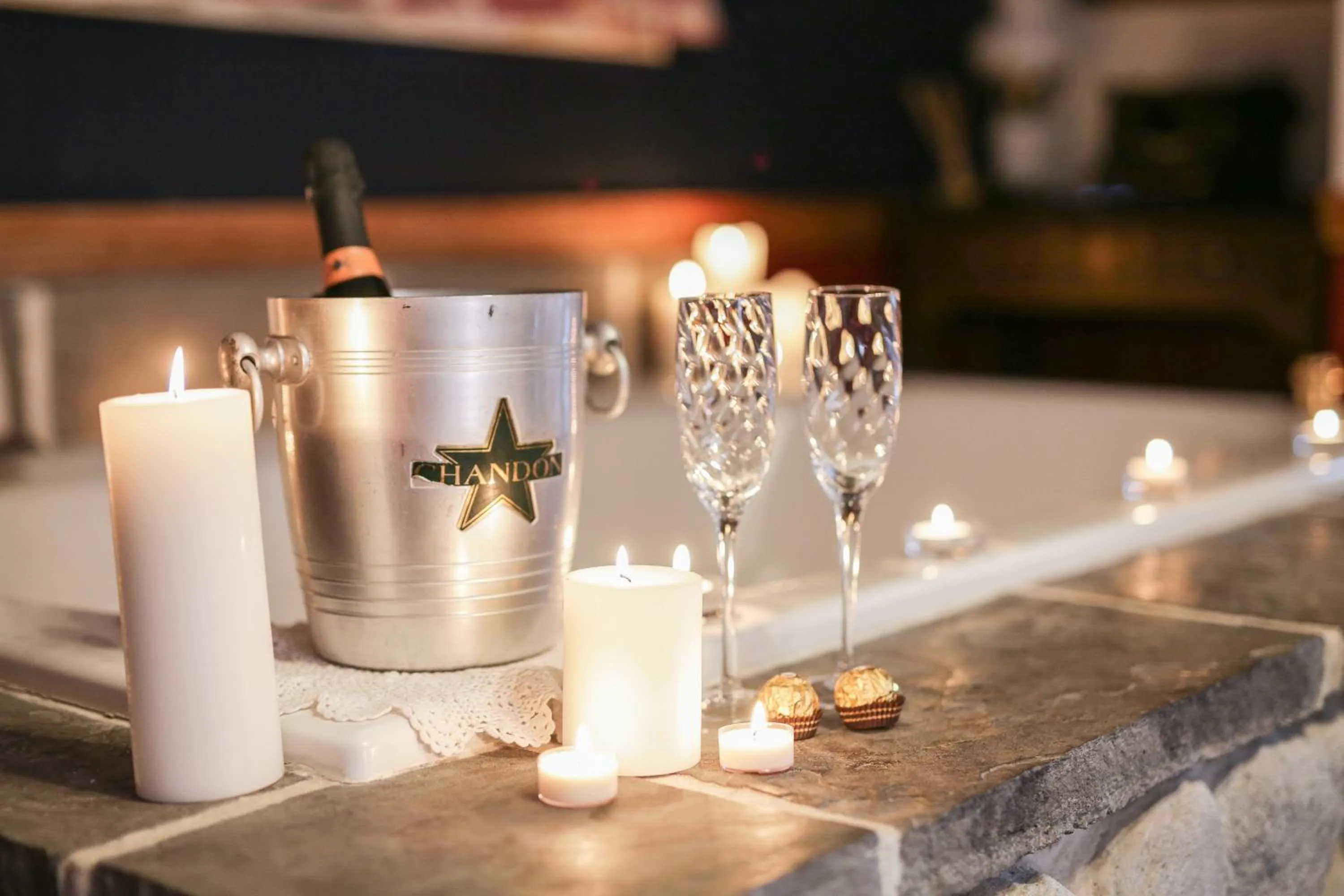 Hot Tub in Gold Mountain Manor