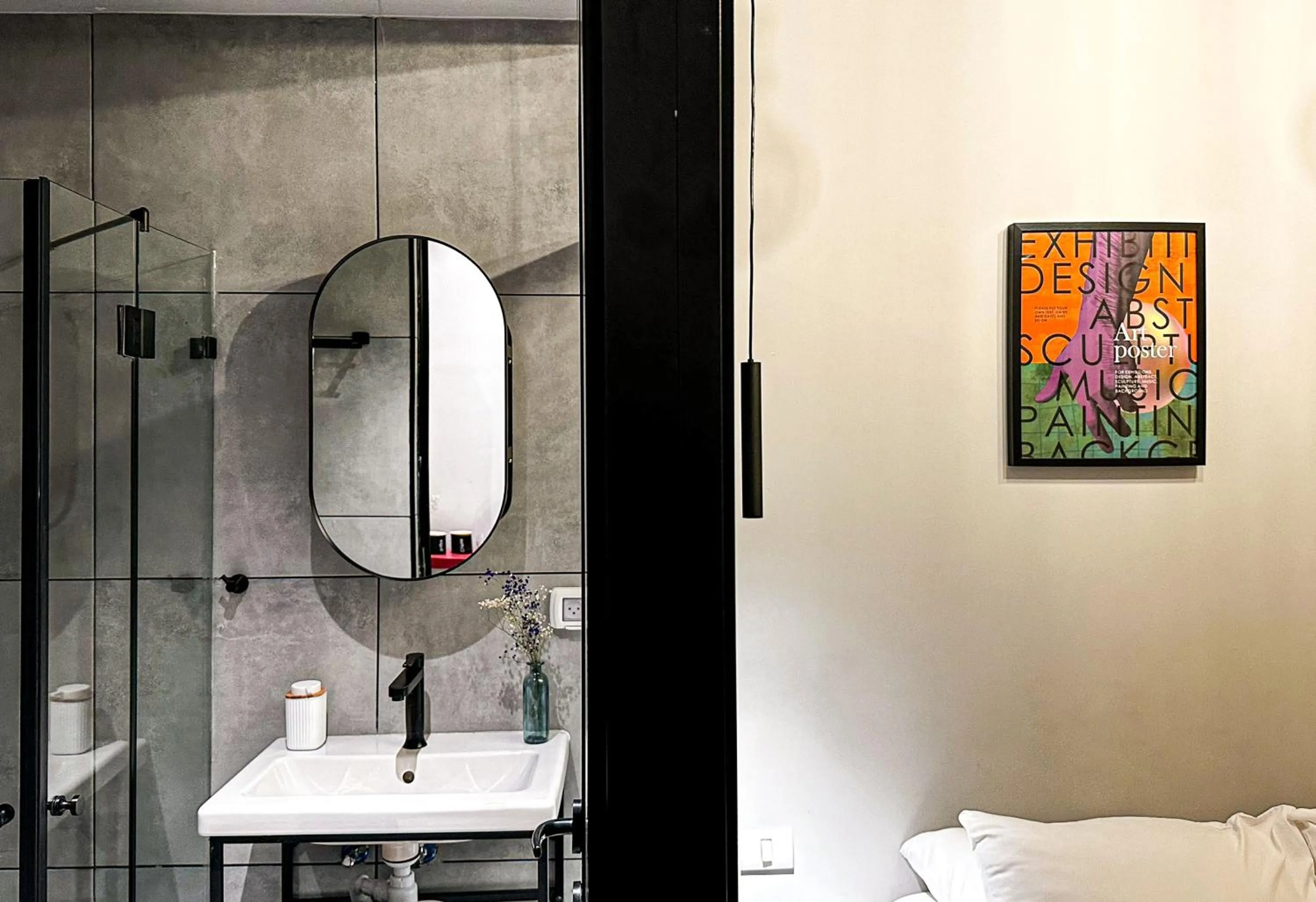 Bathroom in Levinski Market Hotel