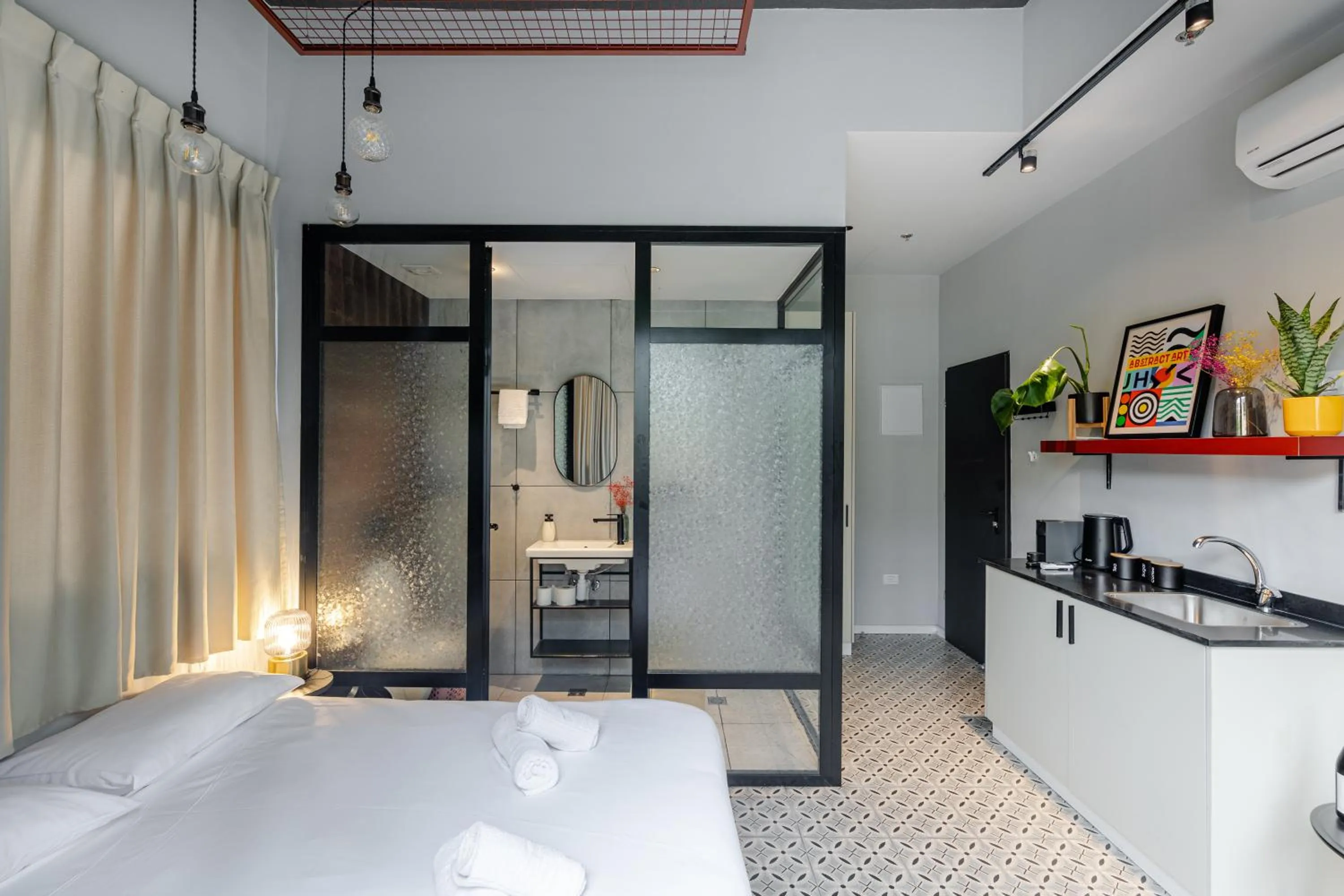 Bedroom, Bed in Levinski Market Hotel