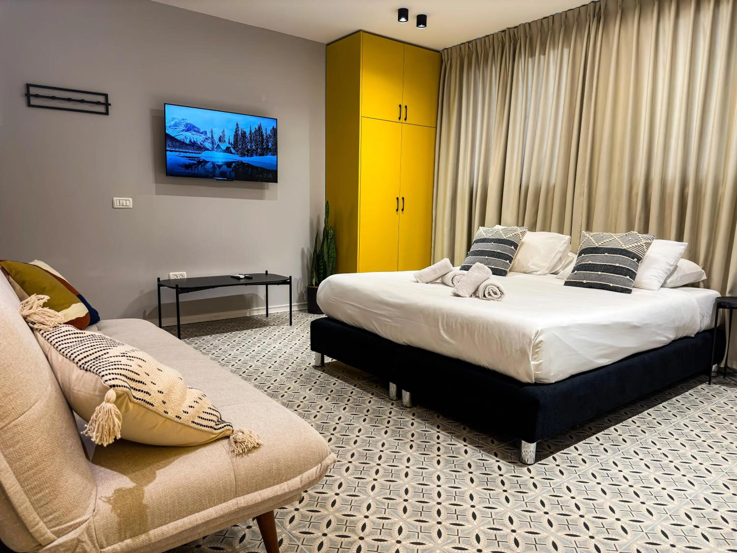 Bedroom, Bed in Levinski Market Hotel