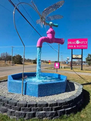 Dragonfly Inn & Suites