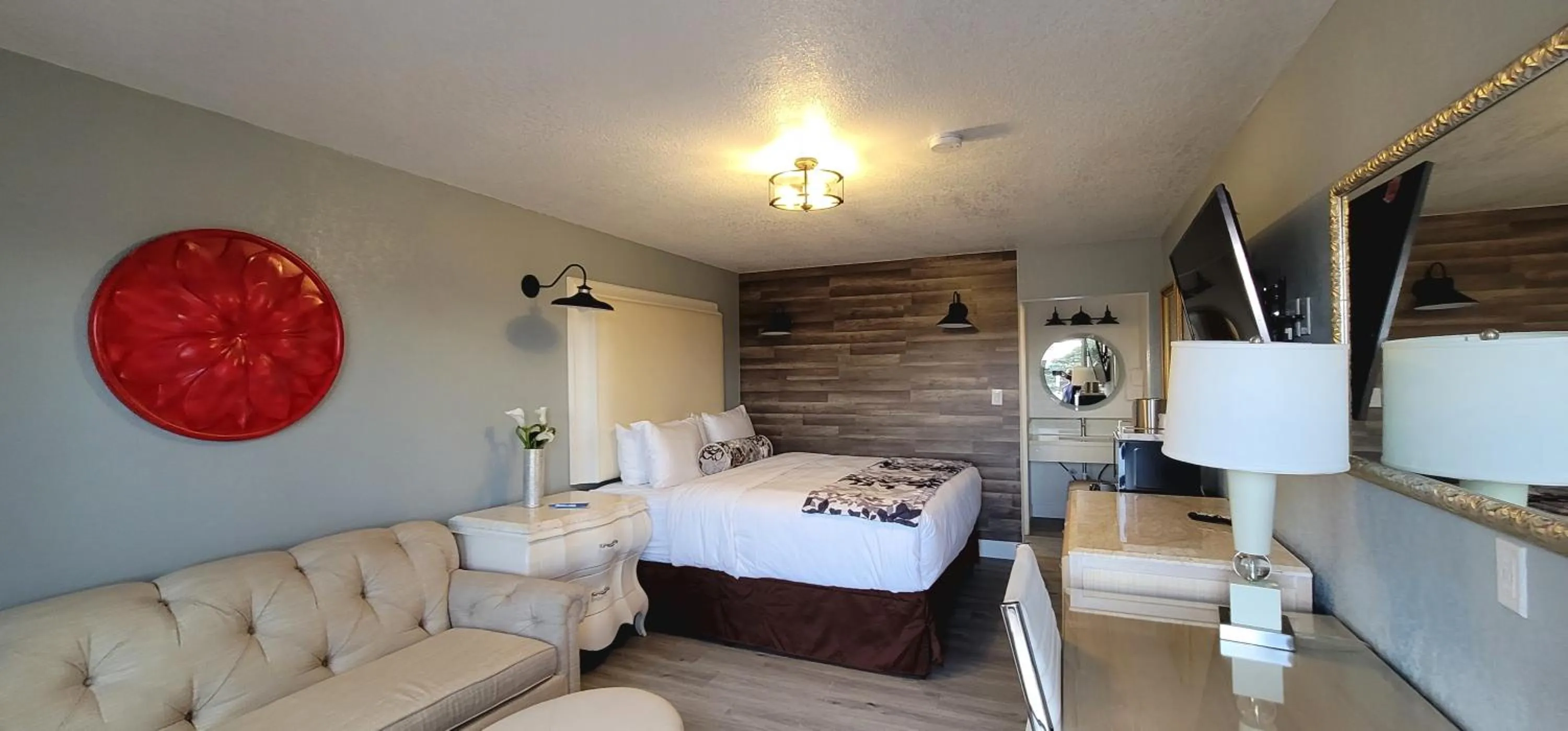 Bedroom, Bed in Dragonfly Inn & Suites