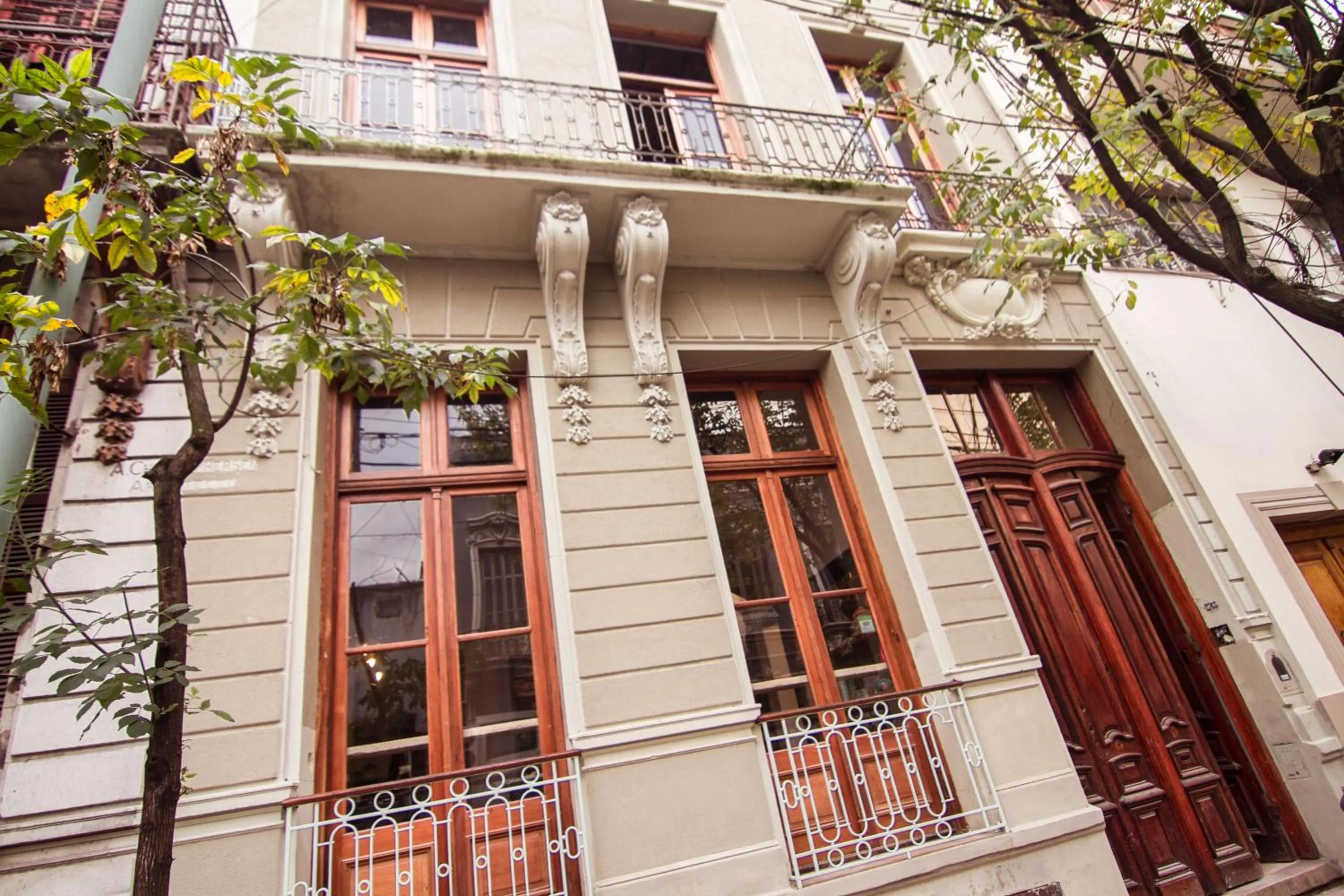 Property building in Marcel de Buenos Aires