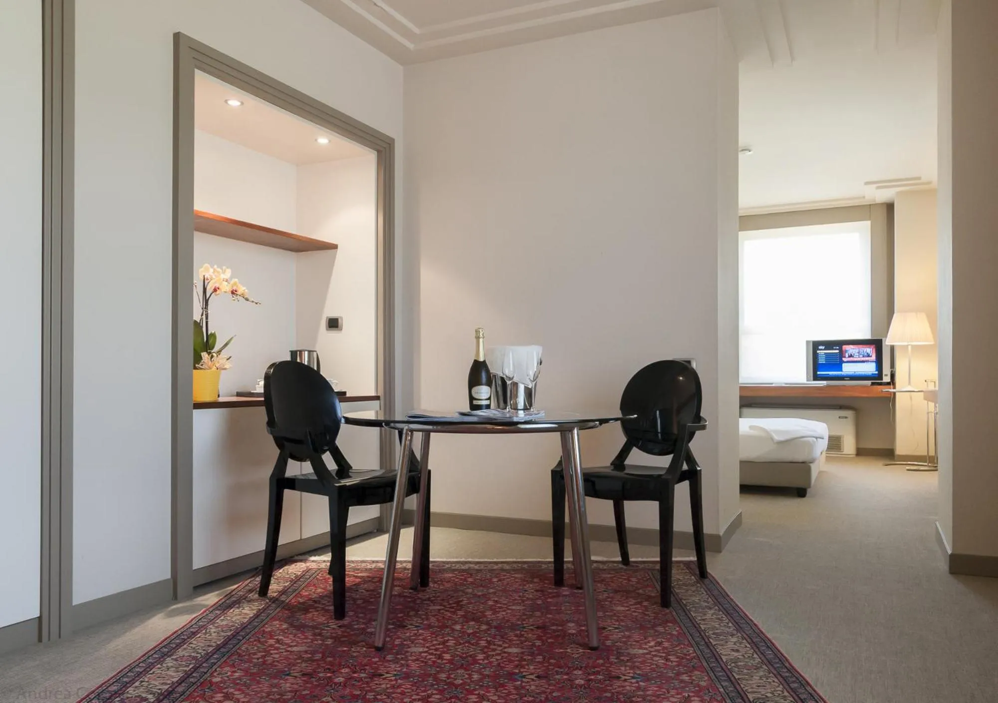 Seating area, Bed in Hotel Barrage