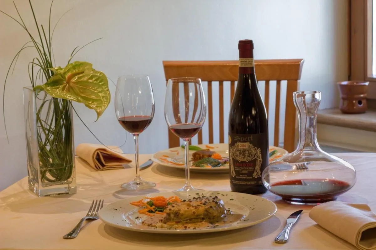 Food in Hotel Benaco Garda ***S