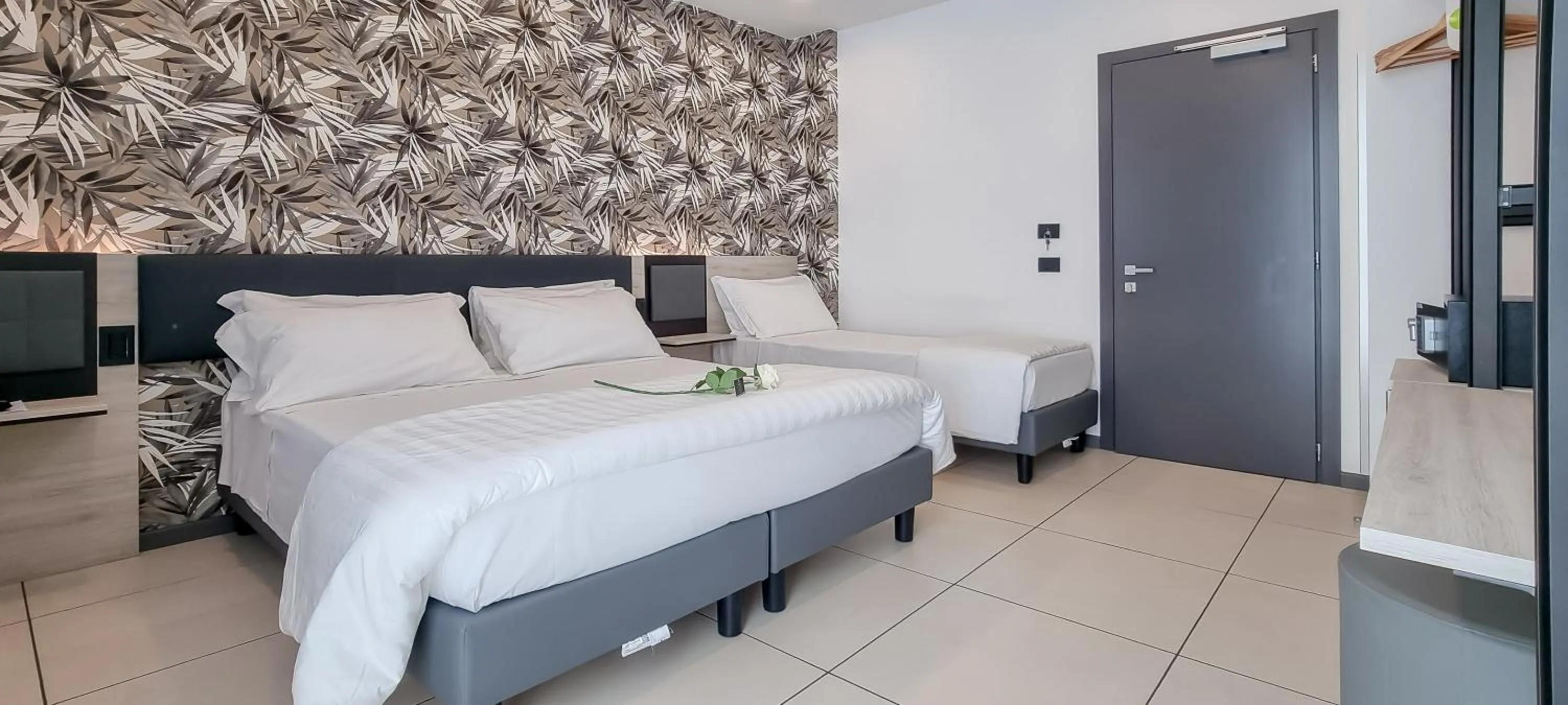 Bed in Hotel Benaco Garda ***S