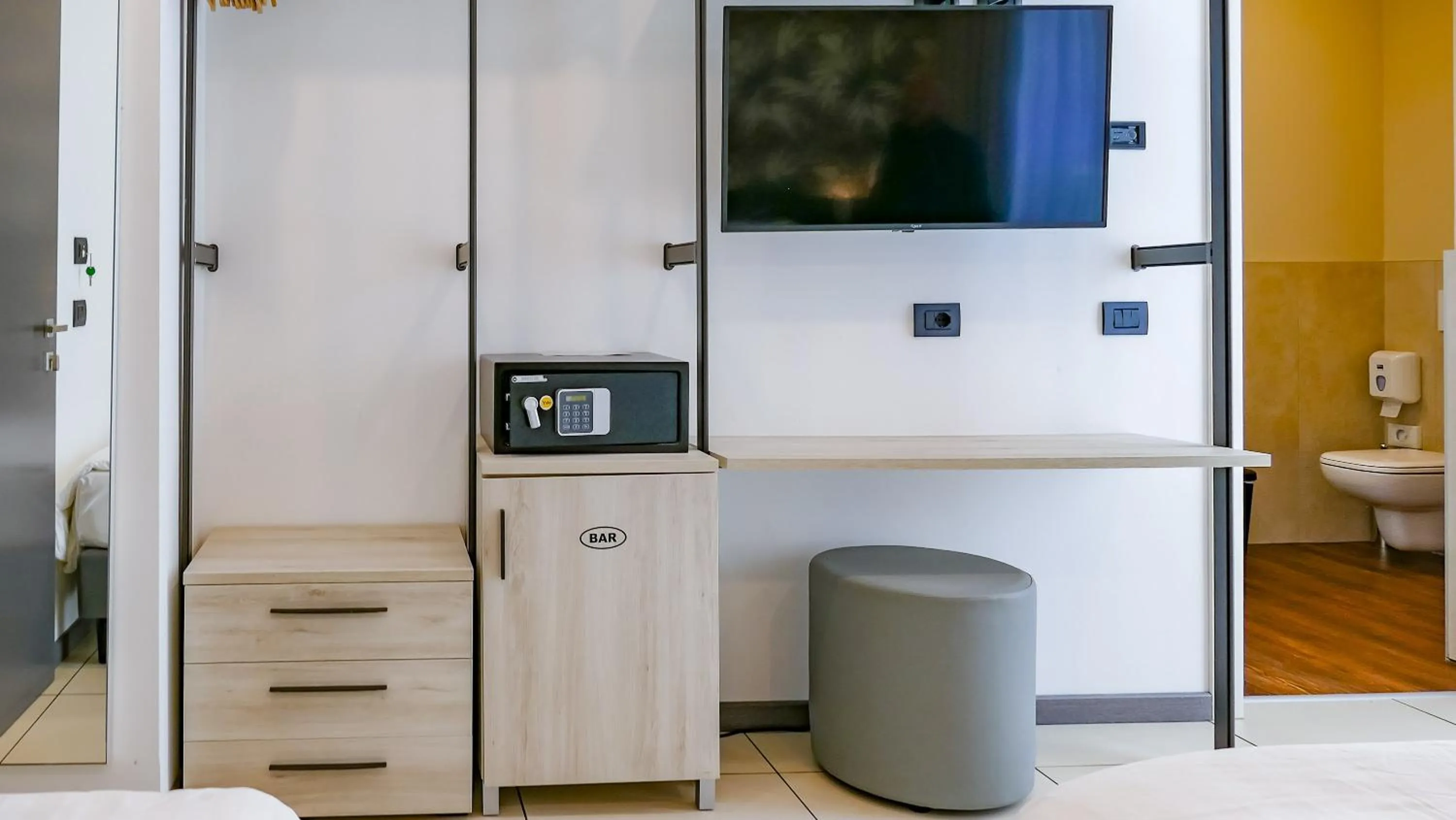 Bed in Hotel Benaco Garda ***S