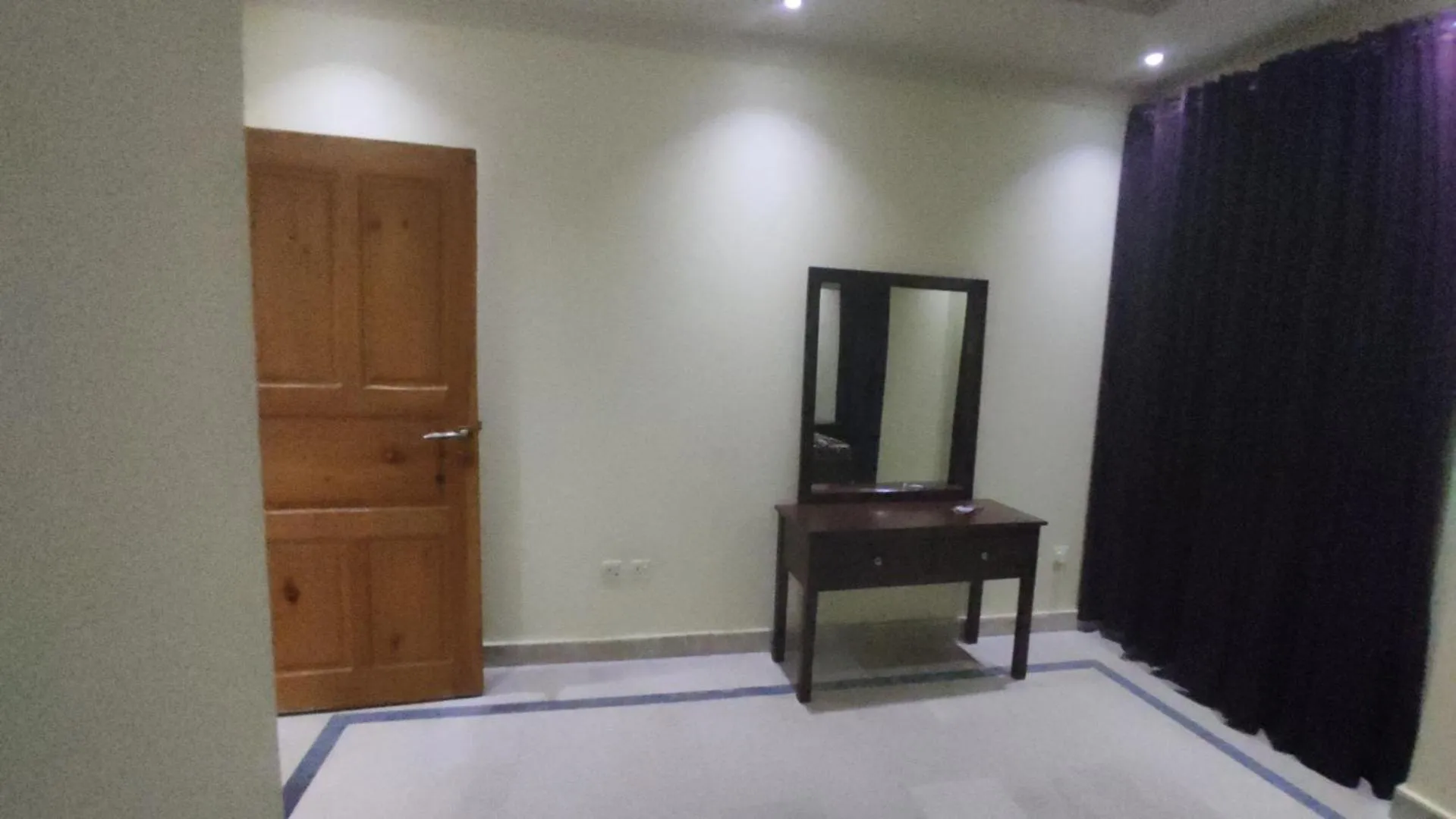 wardrobe in Hotel Le Meridien