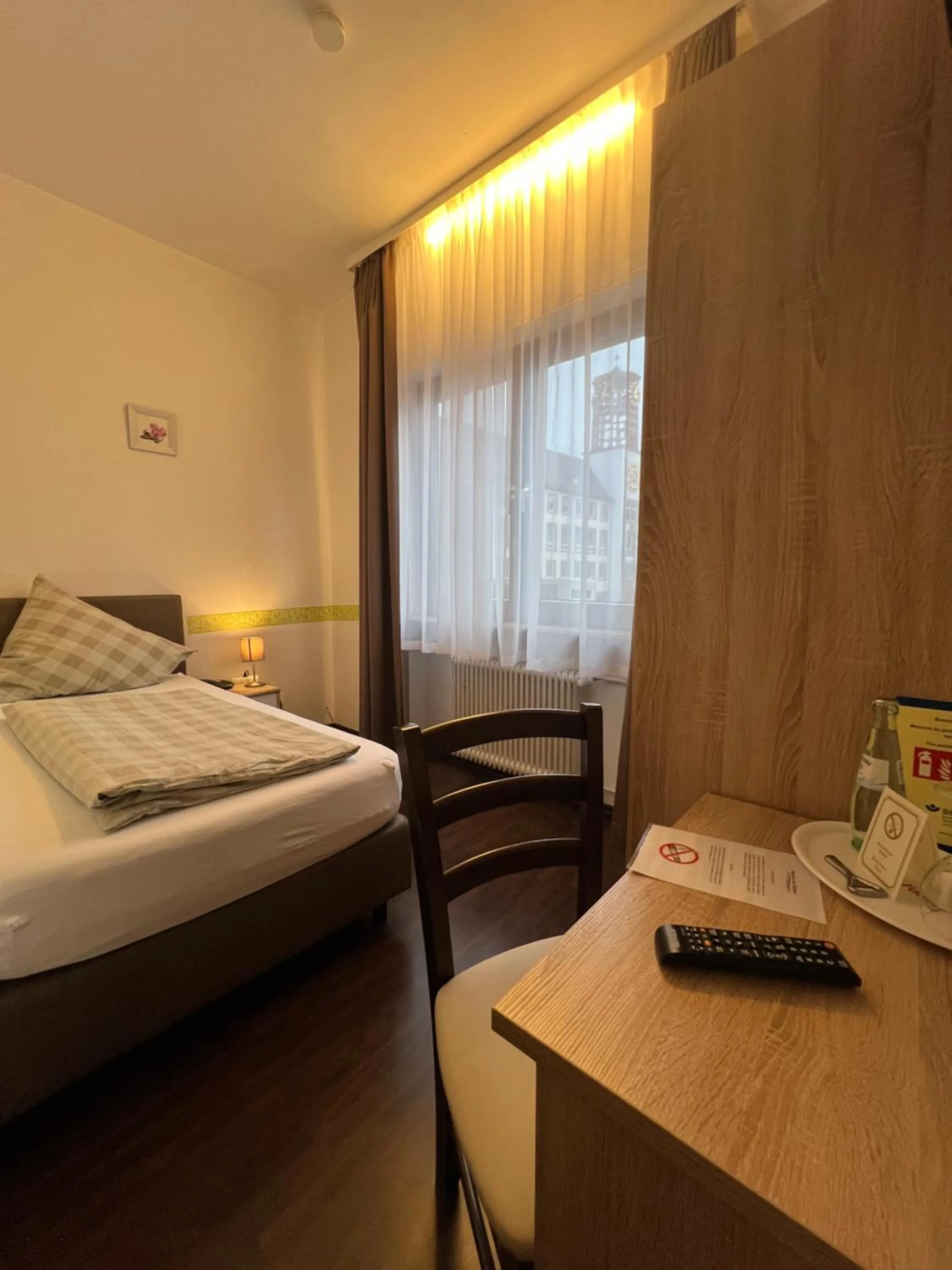 Photo of the whole room, Bed in Hotel Hüttl