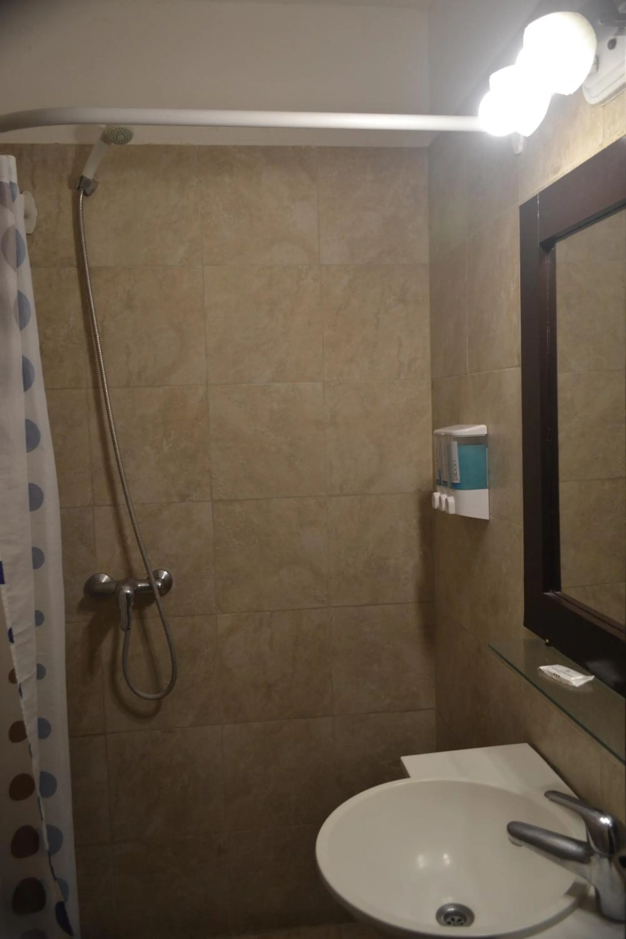 Bathroom in Nuevo Horizonte Hotel