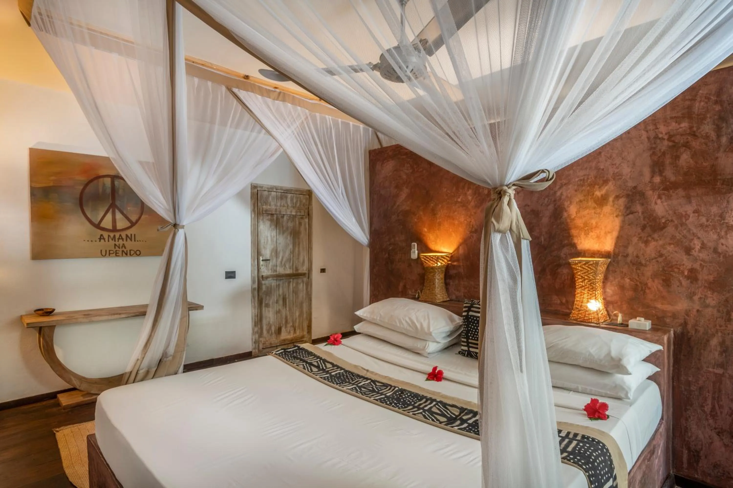 Bedroom, Bed in Uzuri Boutique Hotel