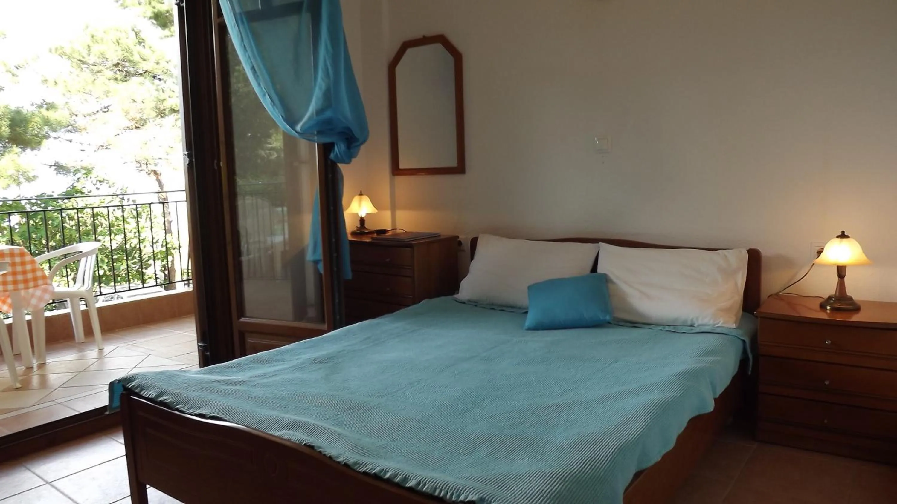 Bed in Pefka Studios & Apartments