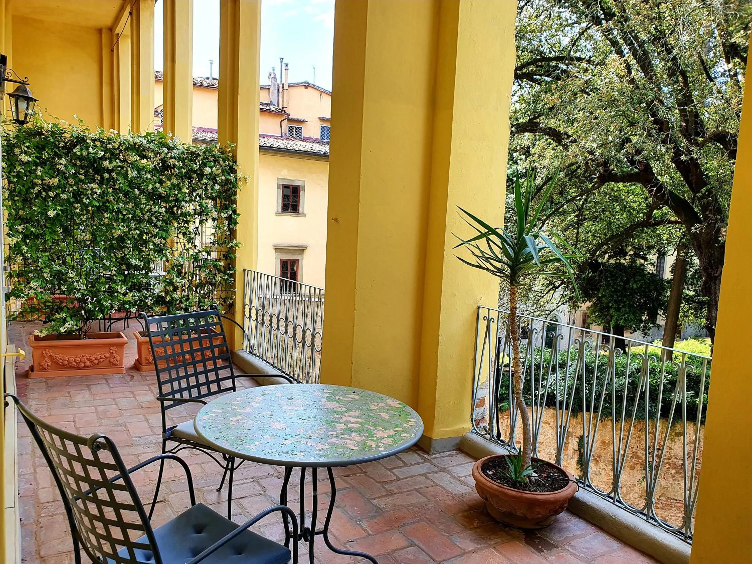 Balcony/Terrace in Hotel Annalena