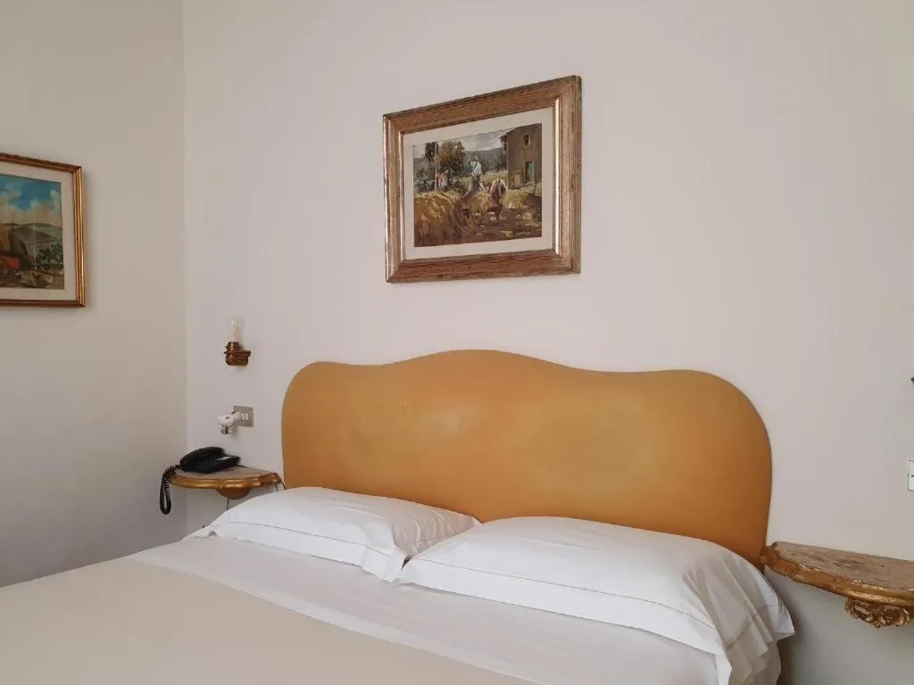 Bed in Hotel Annalena