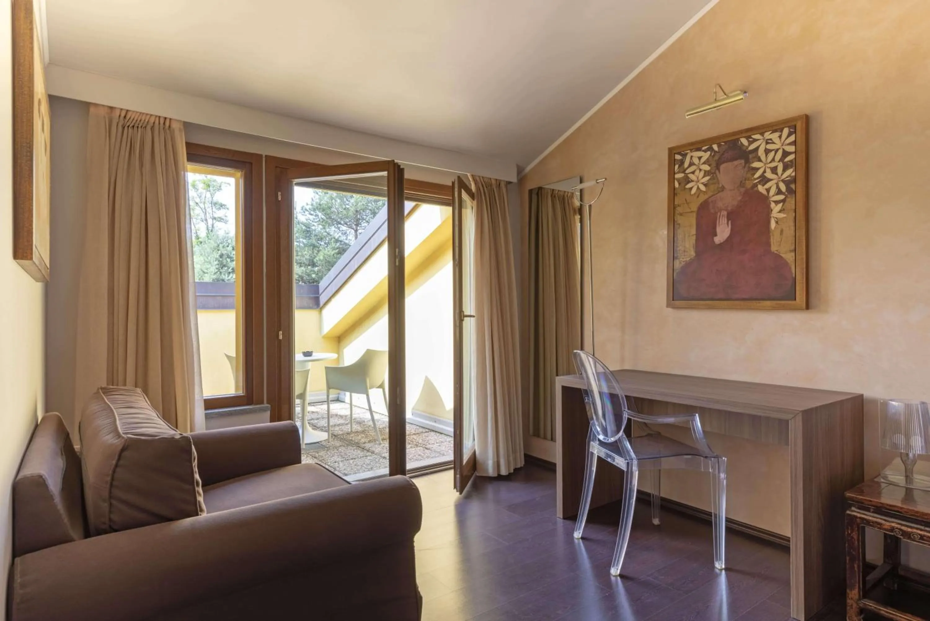 Photo of the whole room in B&B HOTEL Malpensa Lago Maggiore