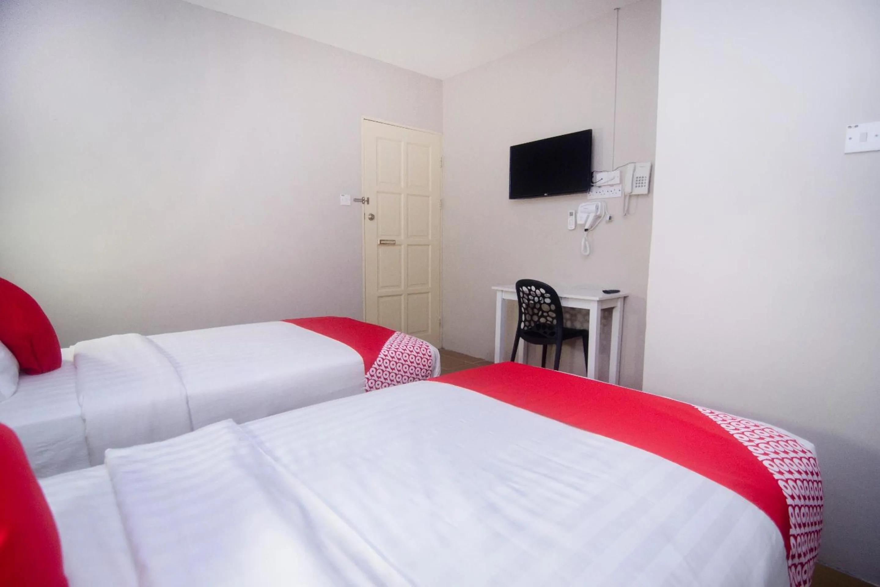 Bedroom, Bed in Hotel O iBC36 Business Stay