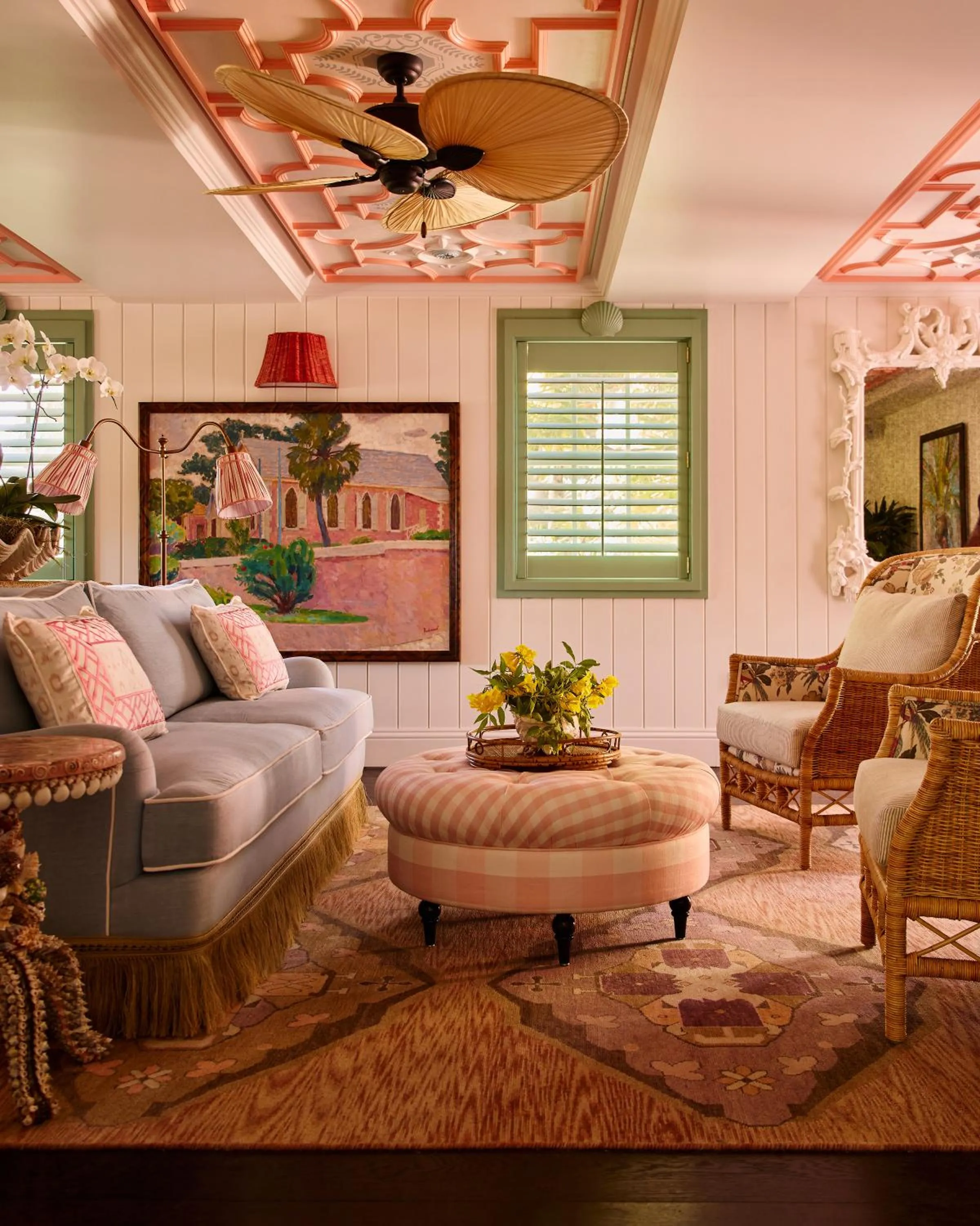 Restaurant/places to eat in Coral Sands Inn & Cottages