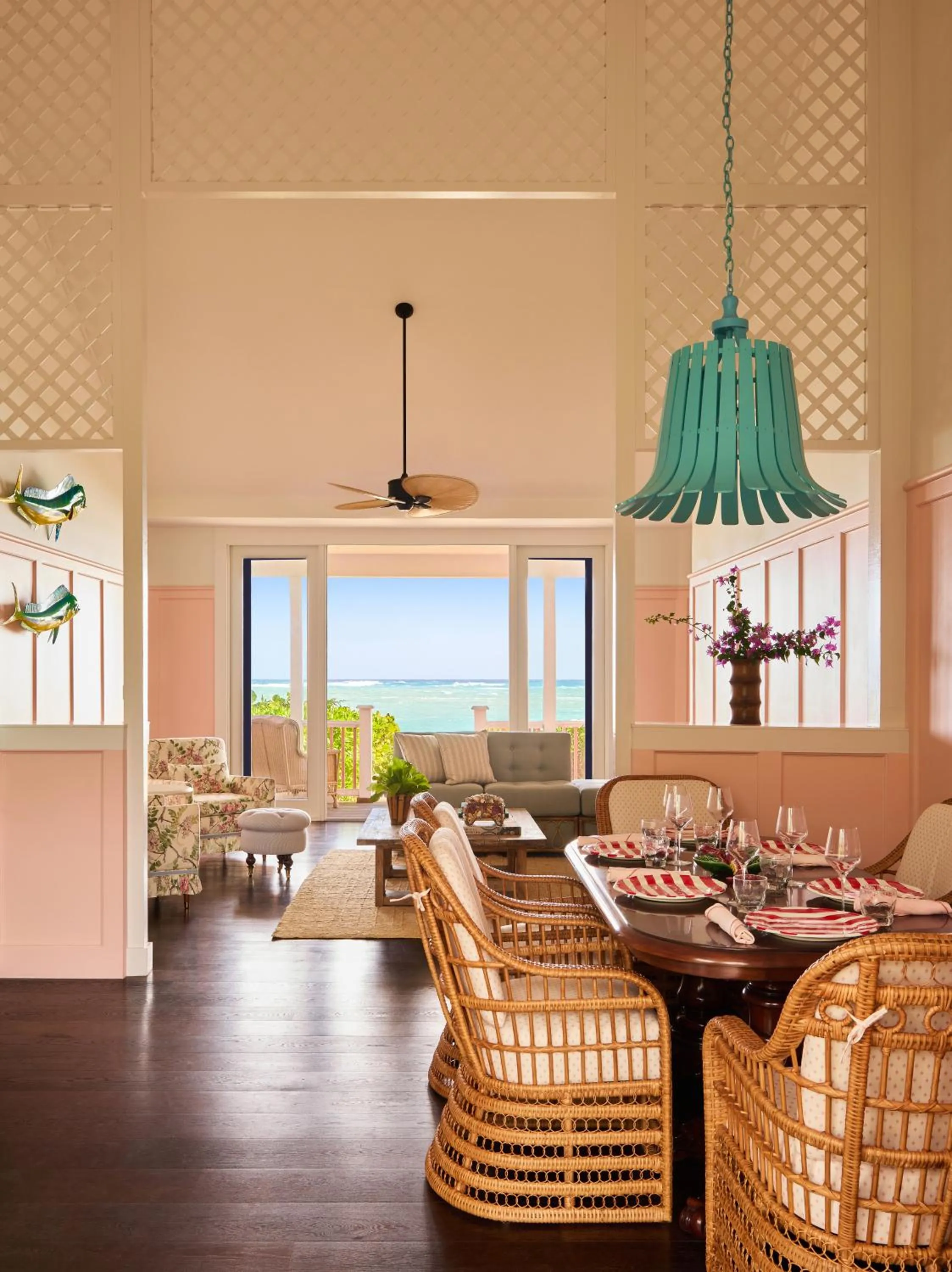 Living room in Coral Sands Inn & Cottages