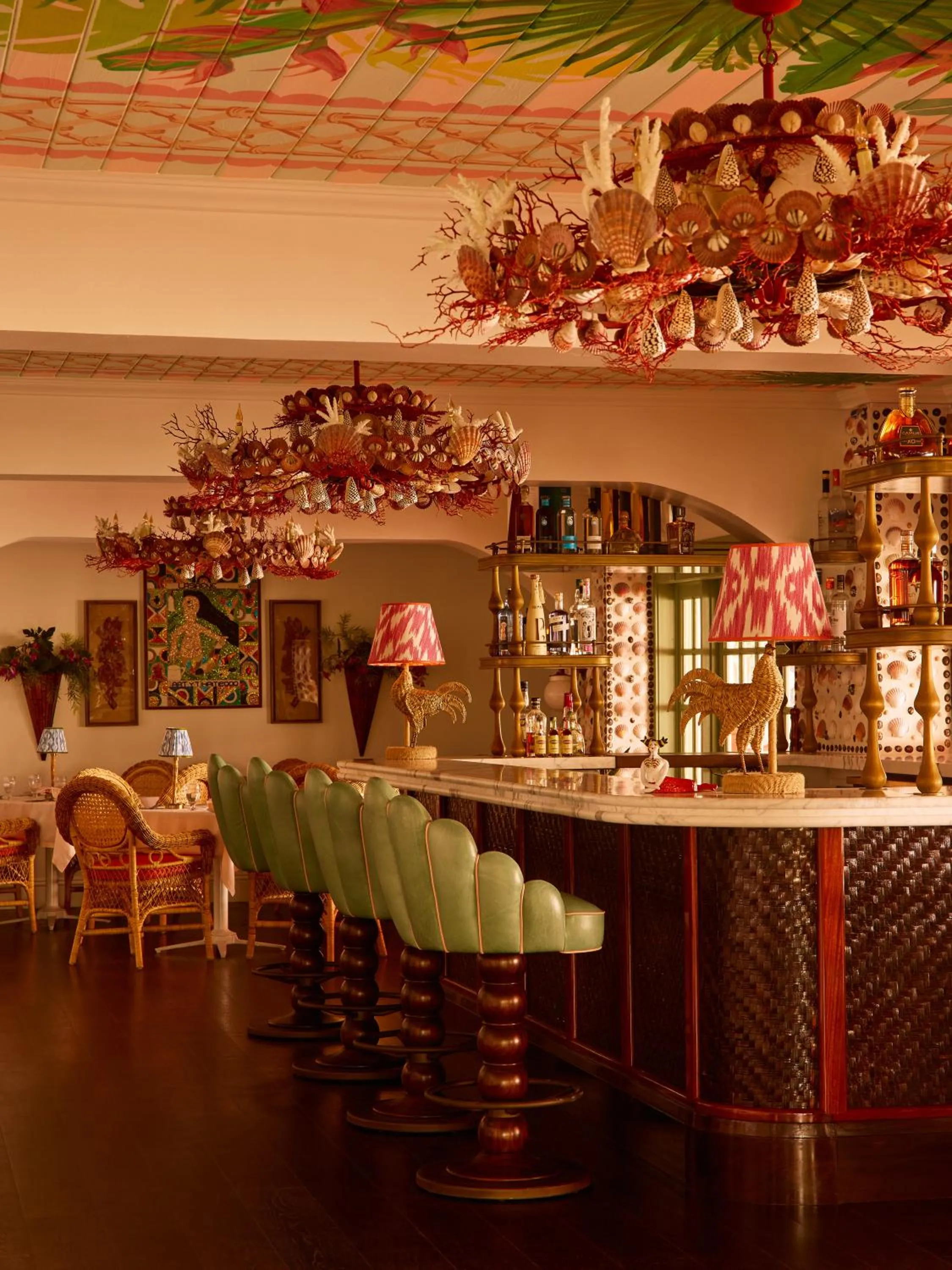 Restaurant/places to eat in Coral Sands Inn & Cottages