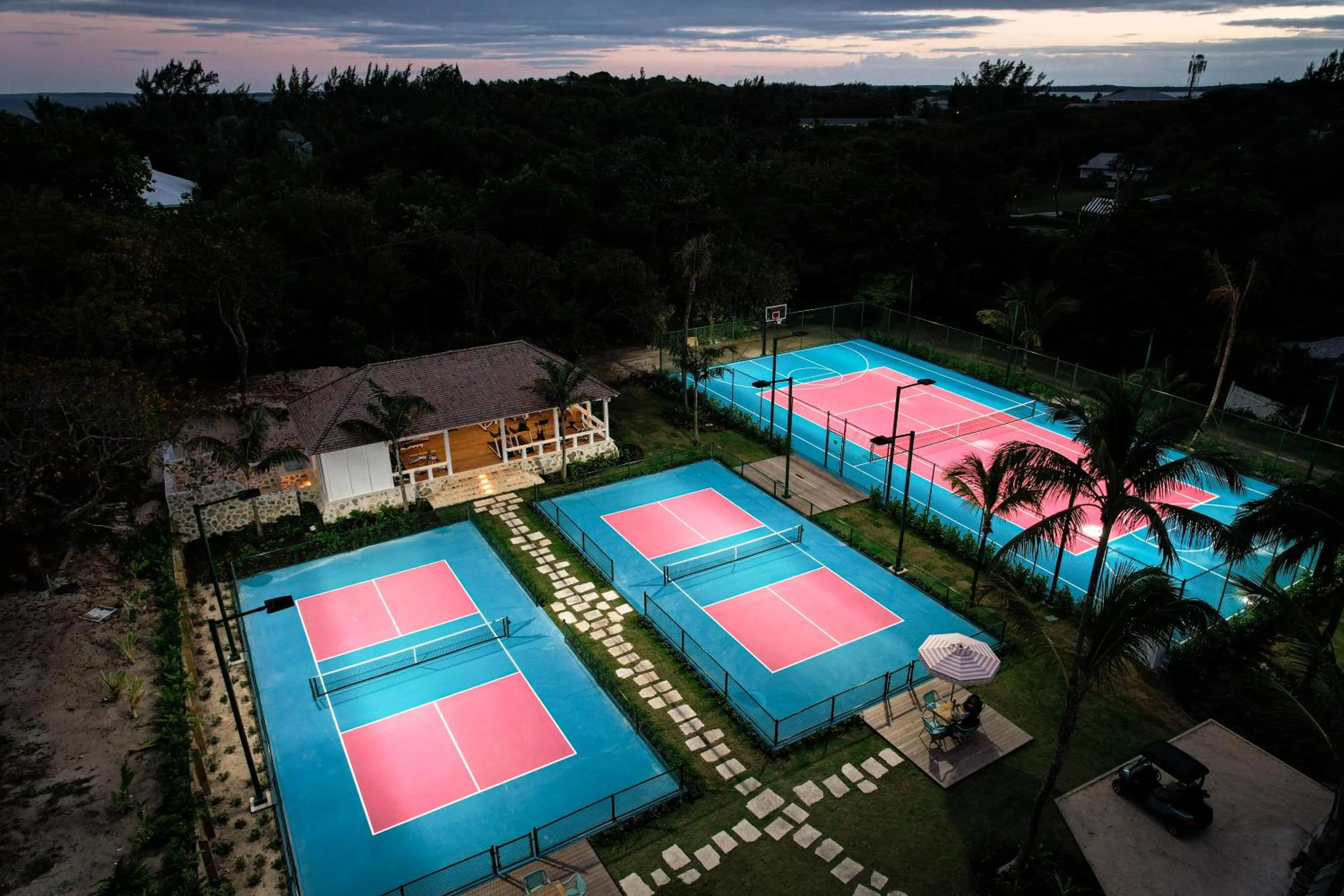 Activities in Coral Sands Inn & Cottages