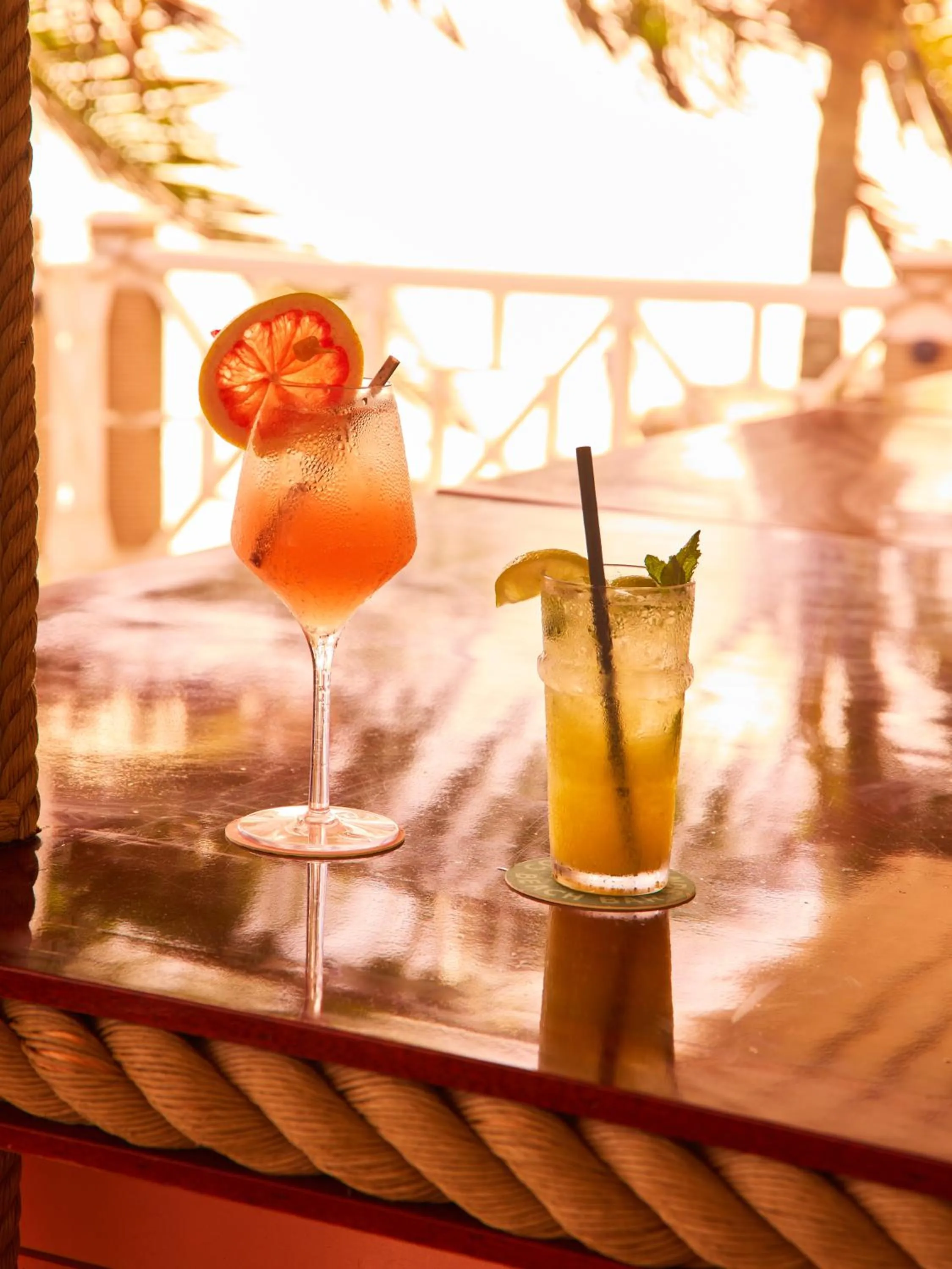 Restaurant/places to eat in Coral Sands Inn & Cottages