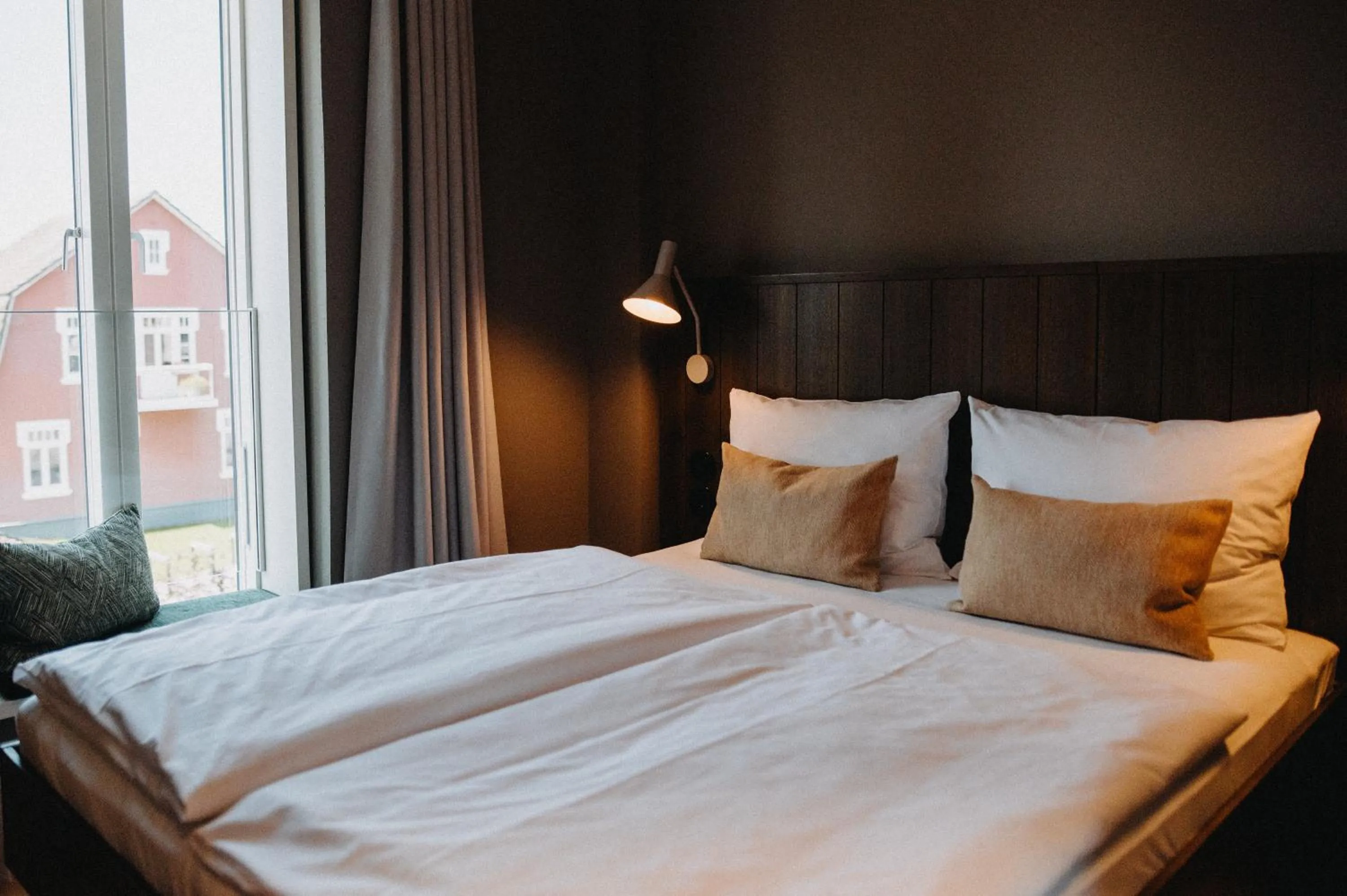 Photo of the whole room, Bed in Südspeicher