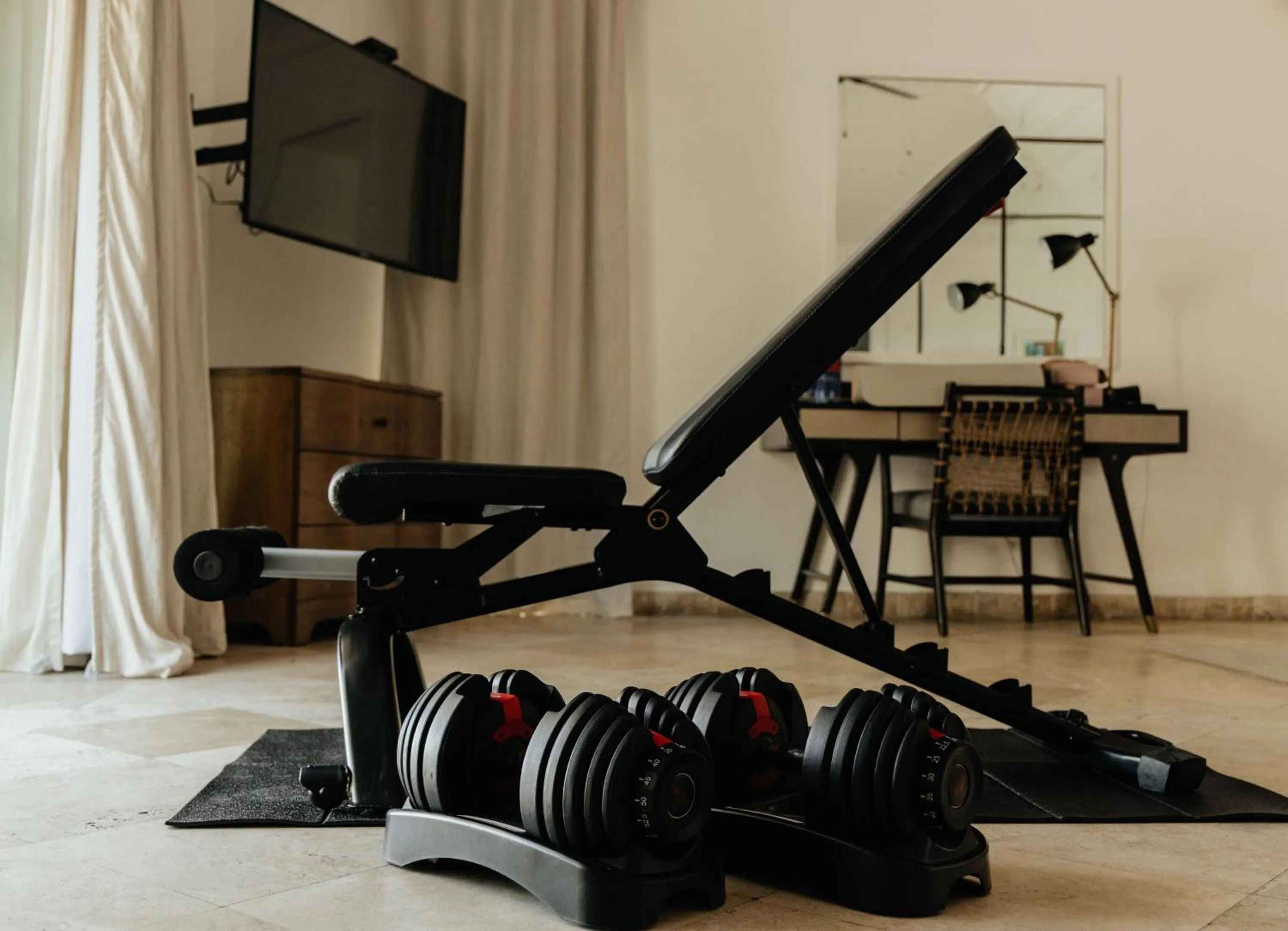 Fitness centre/facilities in Pink Sands Resort