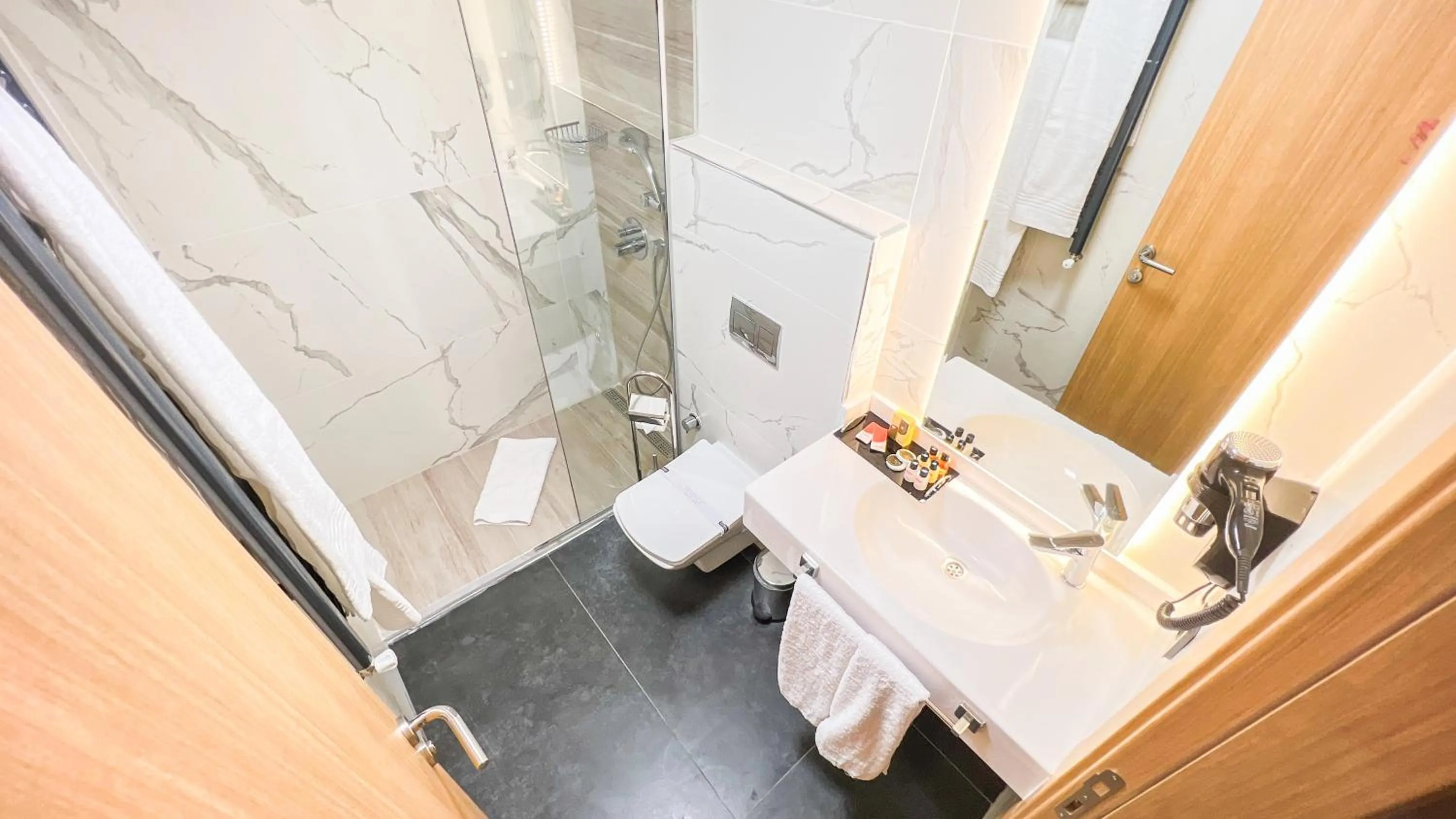 Bathroom in Nira Boutique Hotel