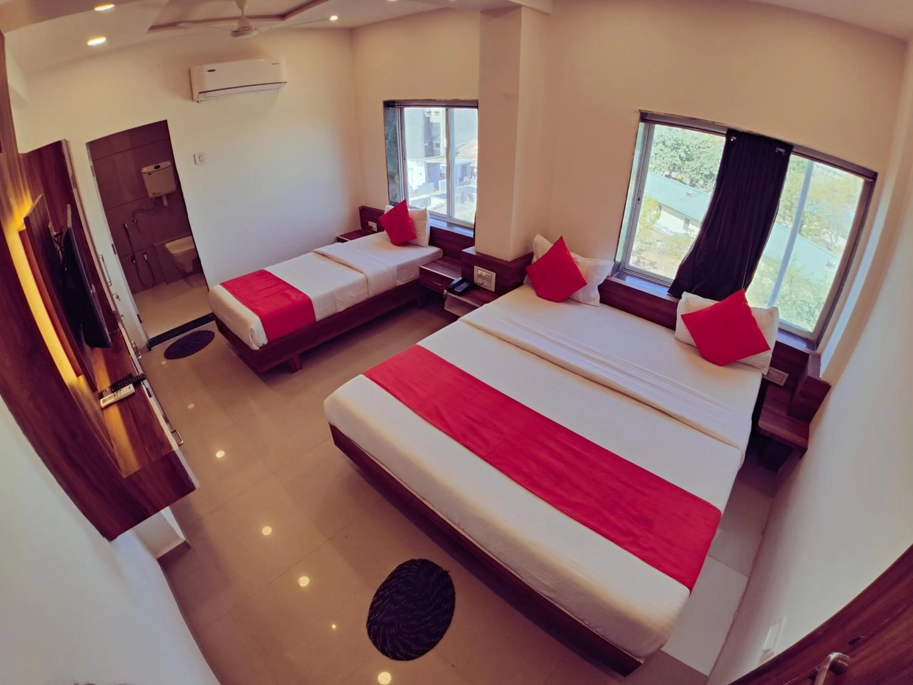 Bed in Hotel Nawanagar Residency