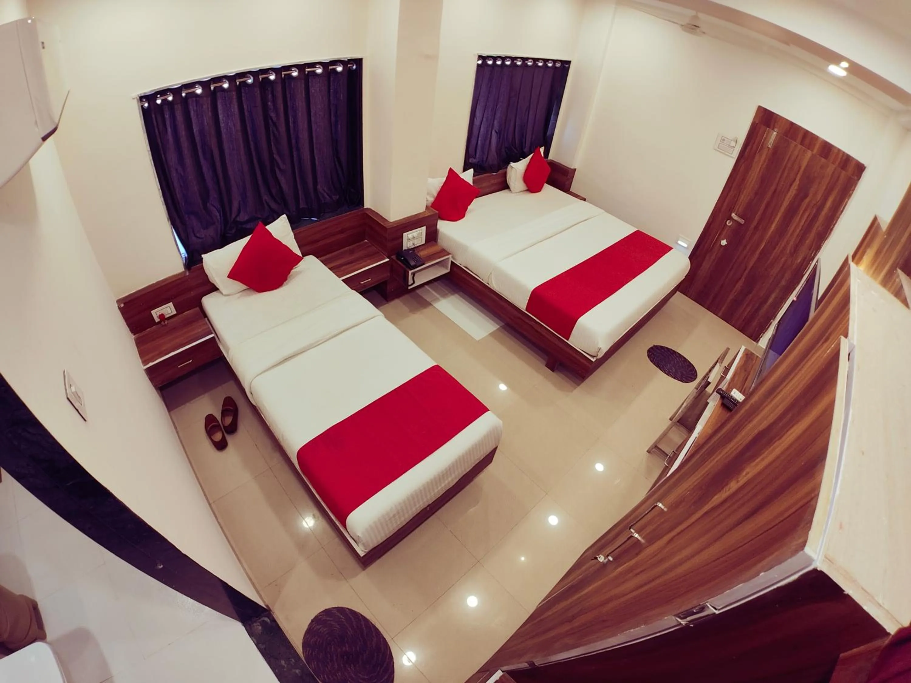 Bed in Hotel Nawanagar Residency