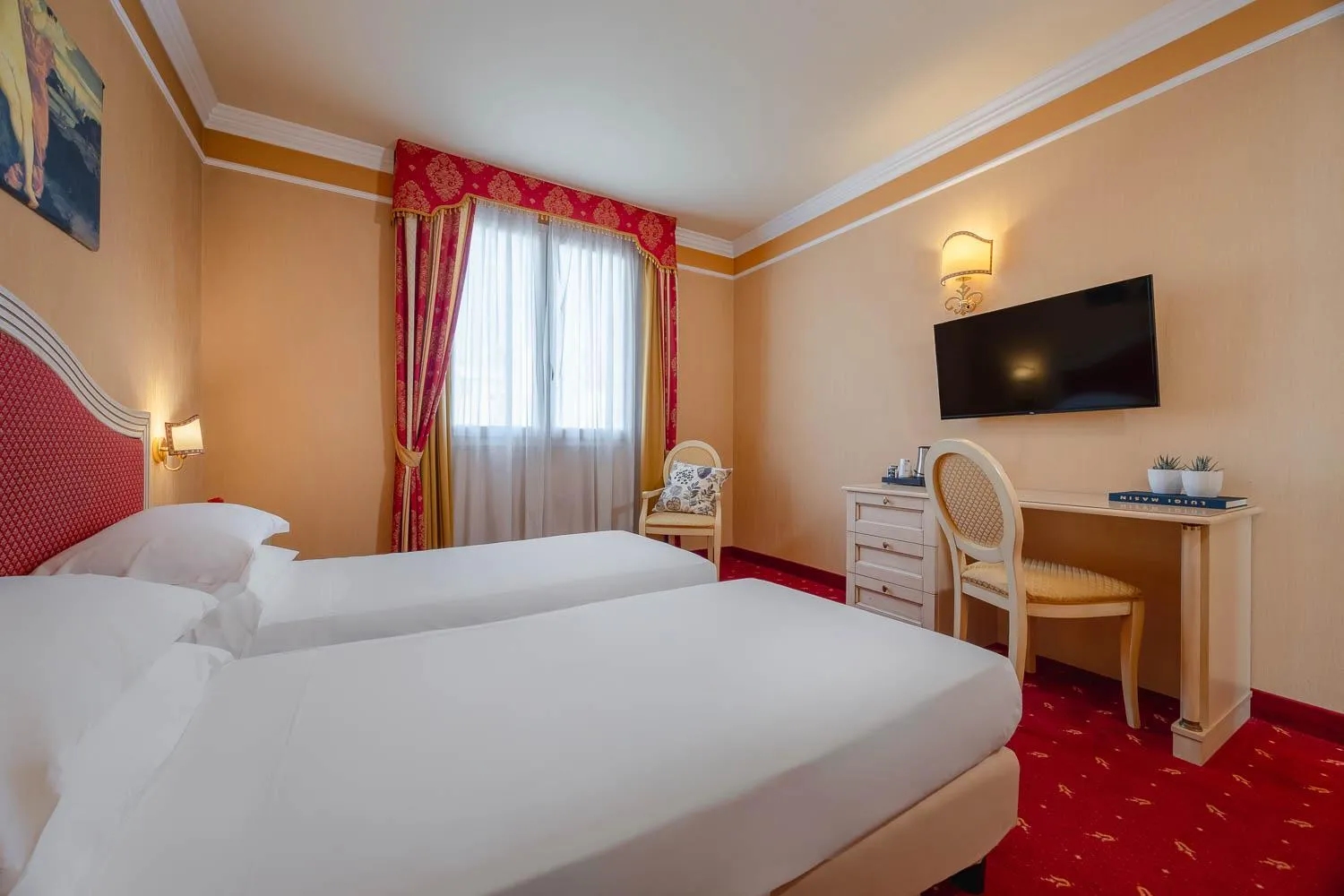 Bedroom, Bed in iH Hotels Padova Admiral