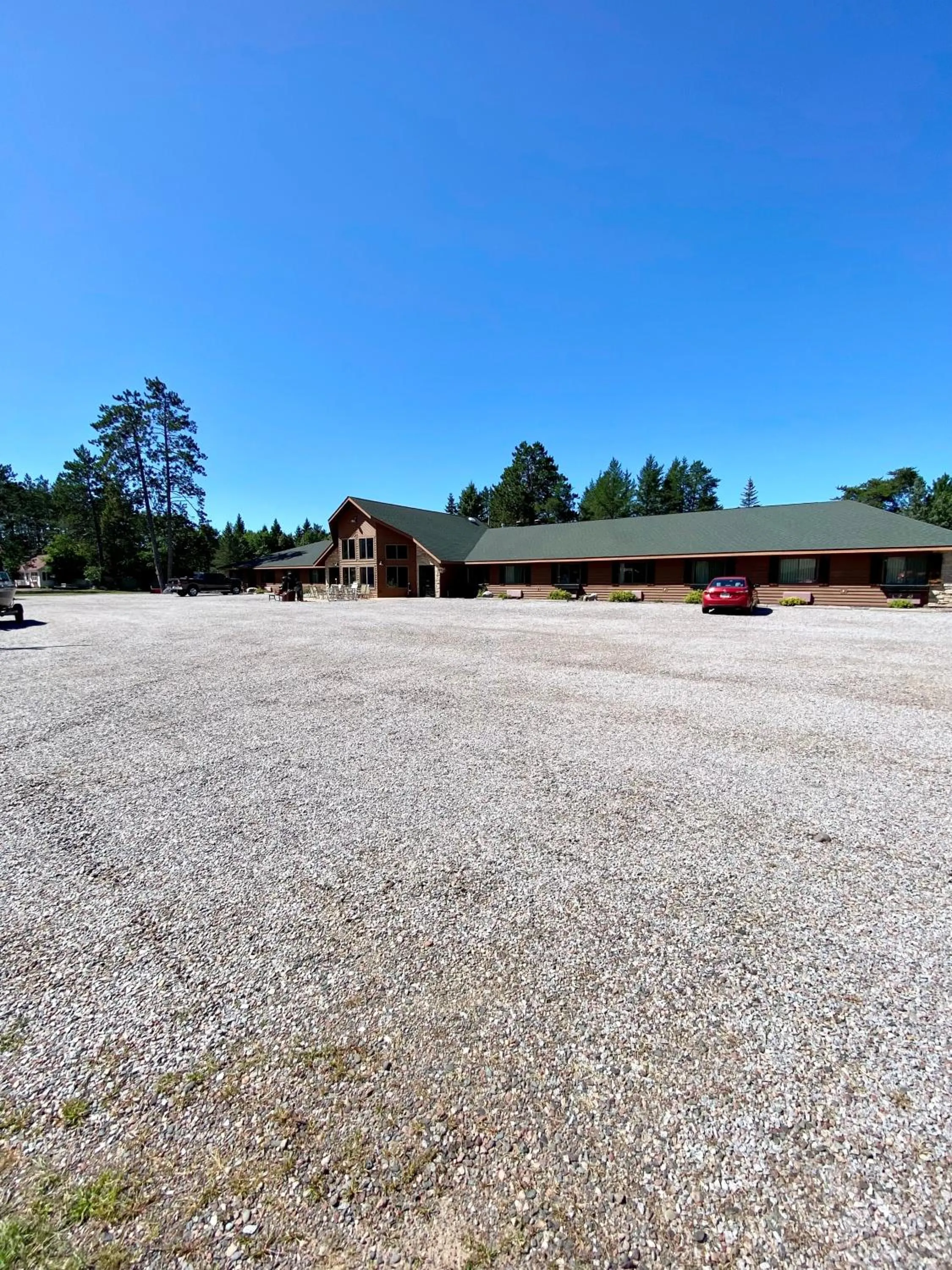 Property building in Boulder Bear Motor Lodge