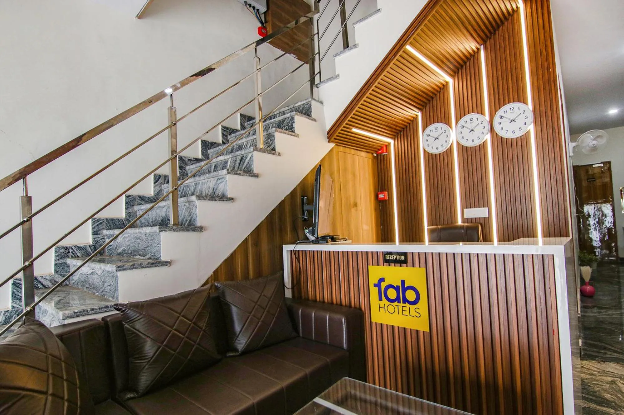 Lobby or reception in Via HC South Crown