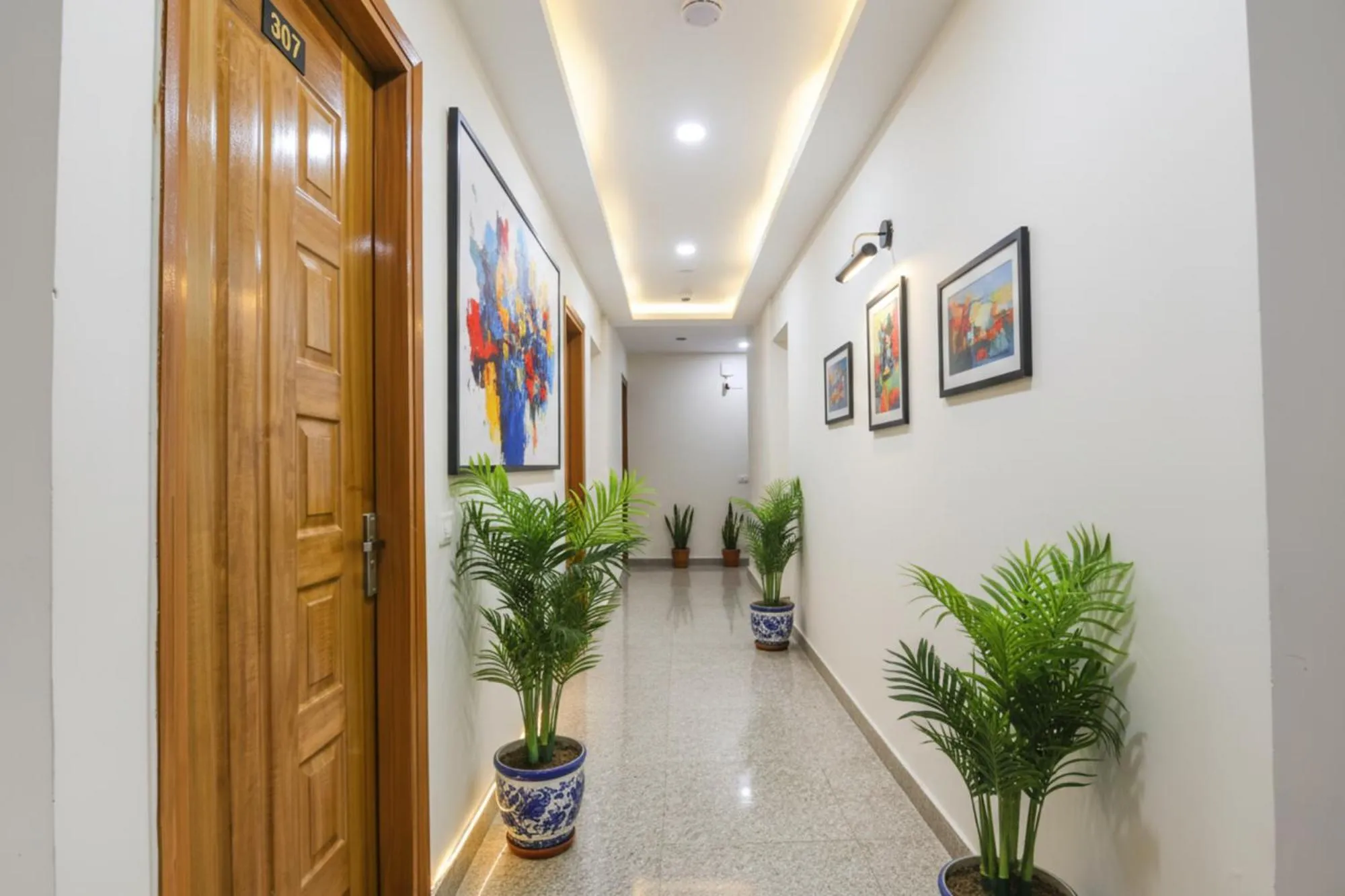 Lobby or reception in Via HC South Crown