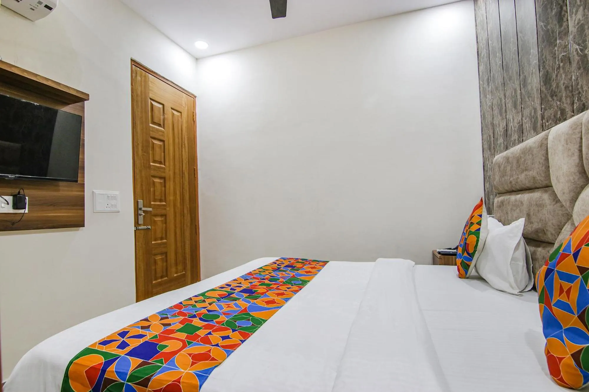 Bed in Via HC South Crown