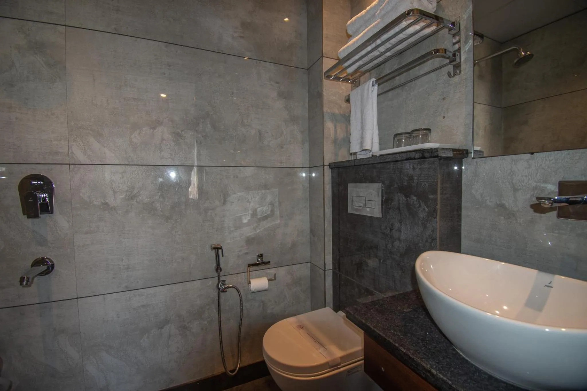 Bathroom in Hotel Ramaya Inn