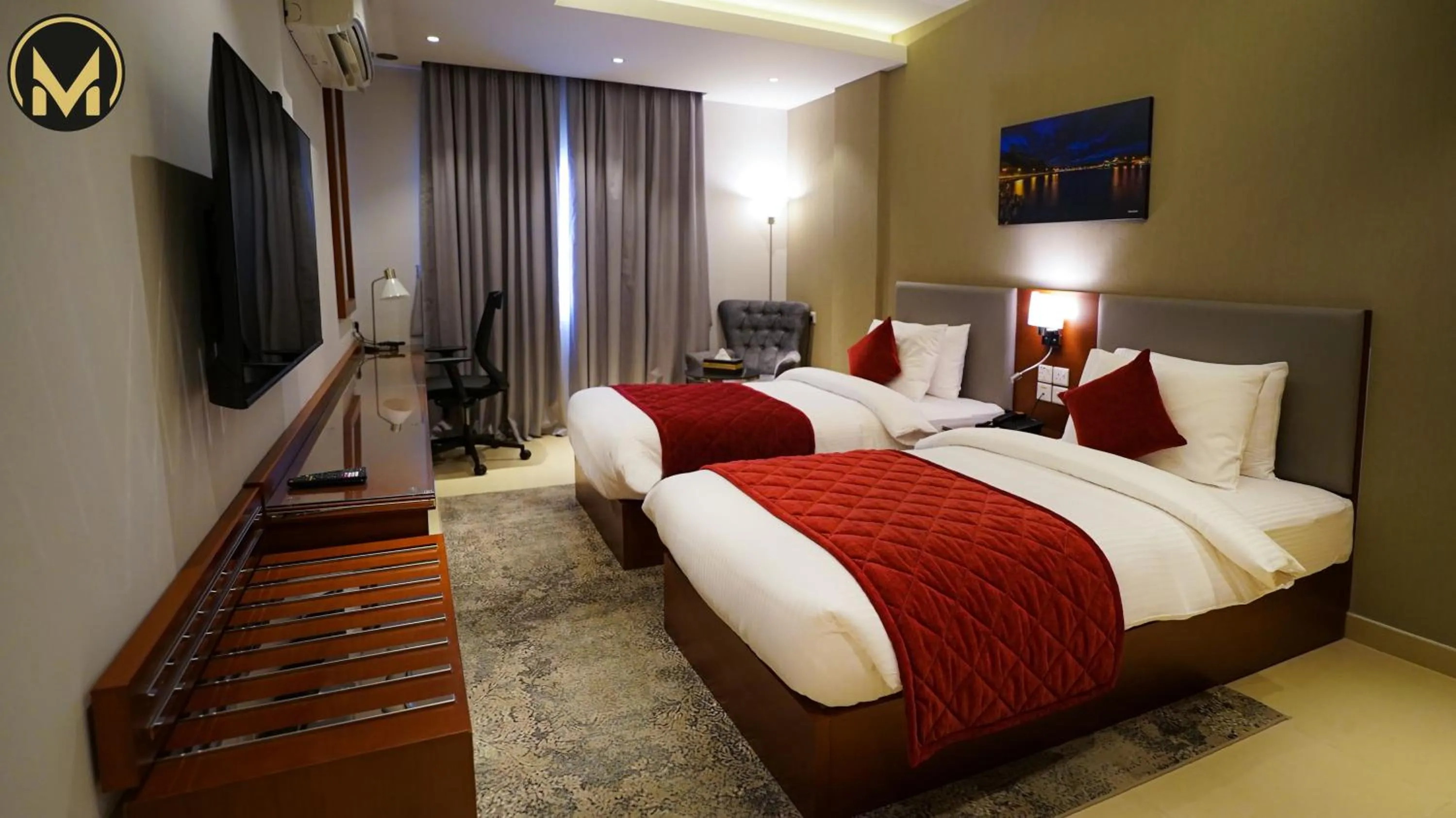 Bed in Muscat Express Hotel