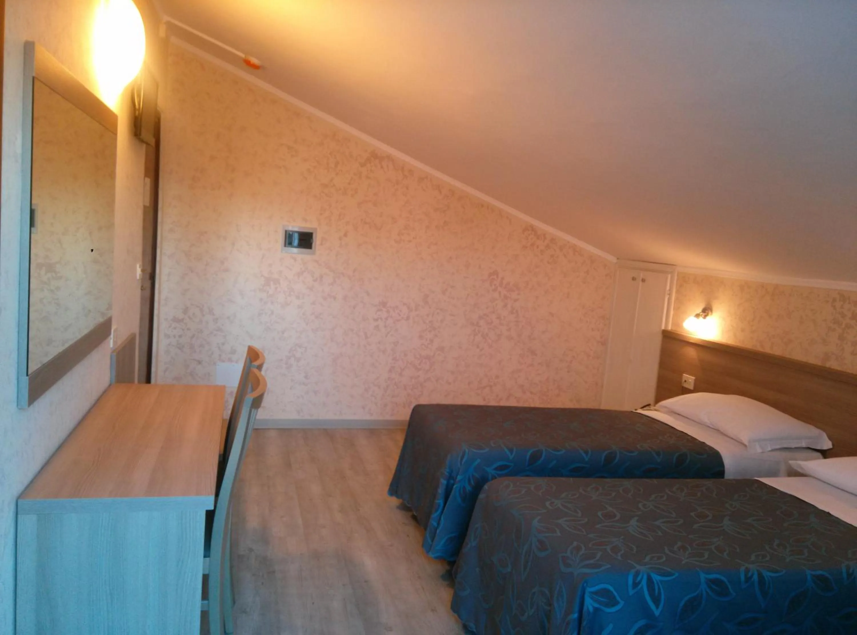 Bed in Hotel Concorde