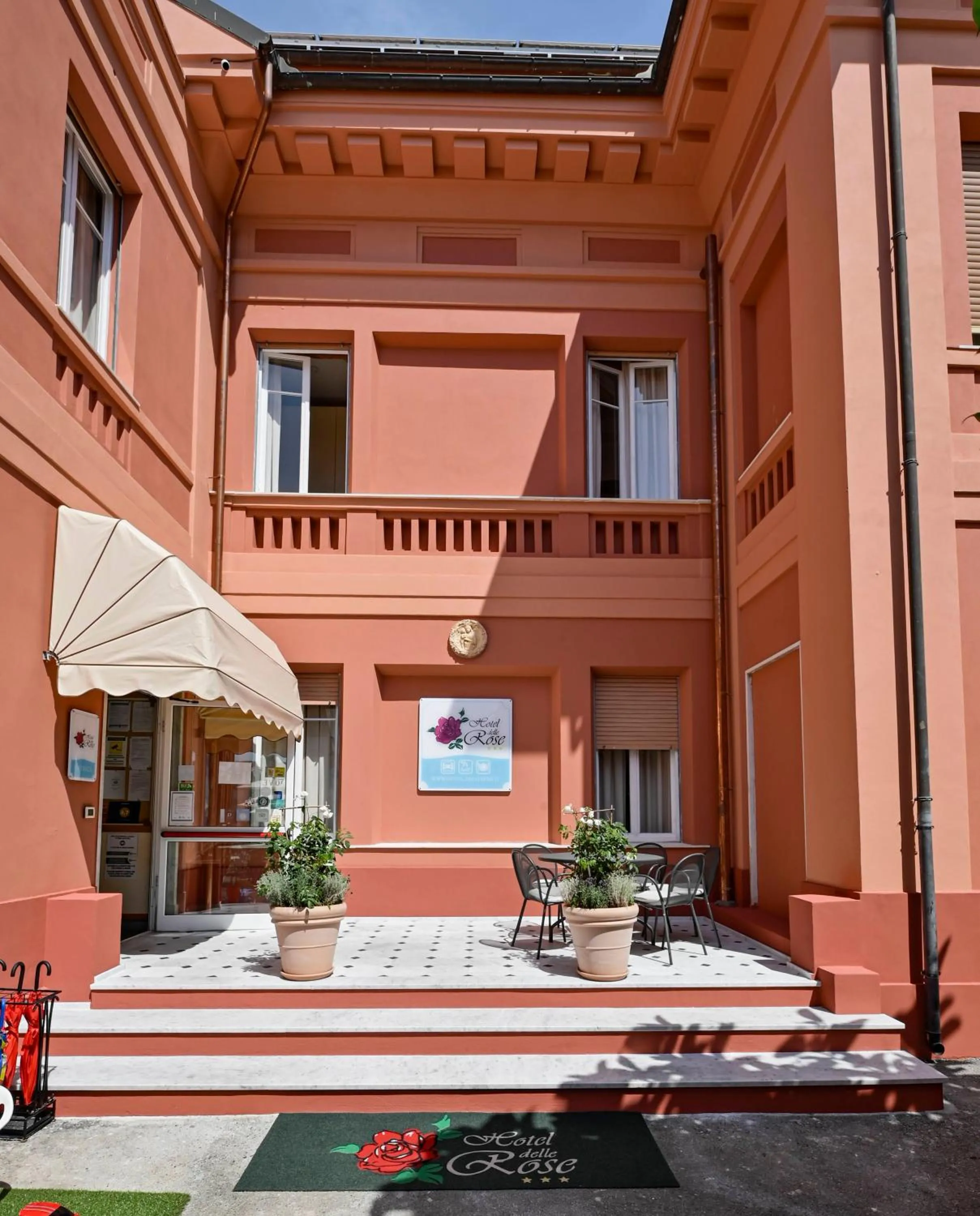 Property building in Hotel Delle Rose