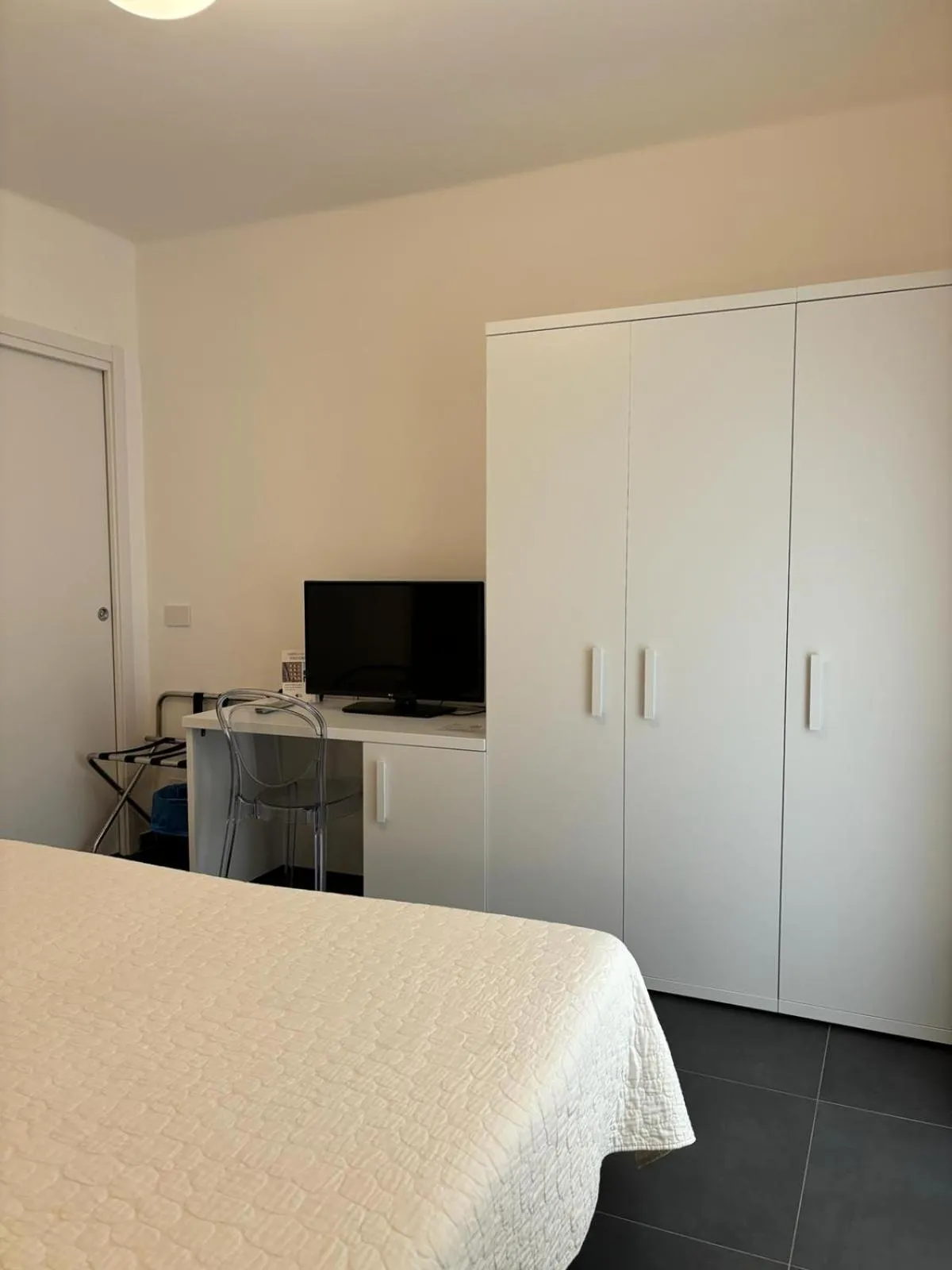 hair dresser, Bed in Hotel Delle Rose