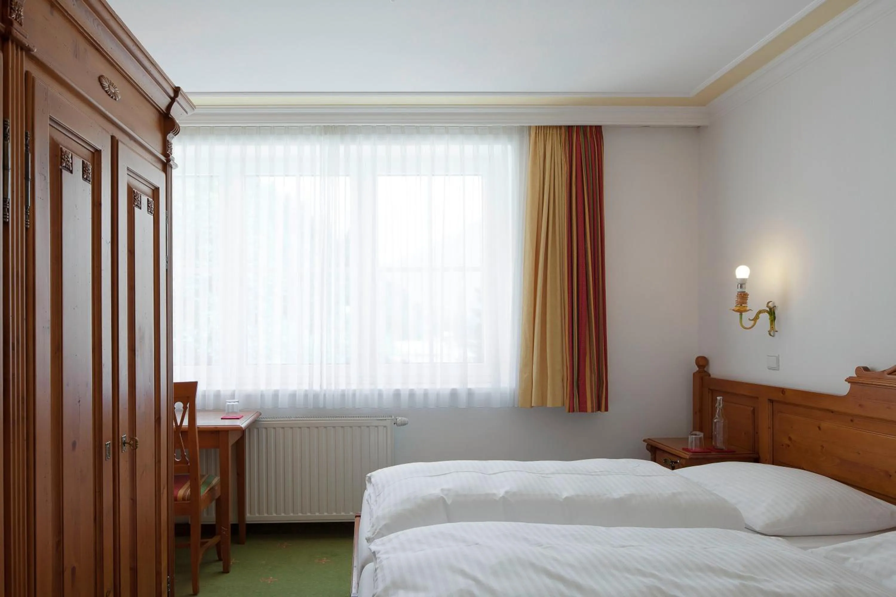 Photo of the whole room, Bed in Aparthotel Chalet Wetzlgut