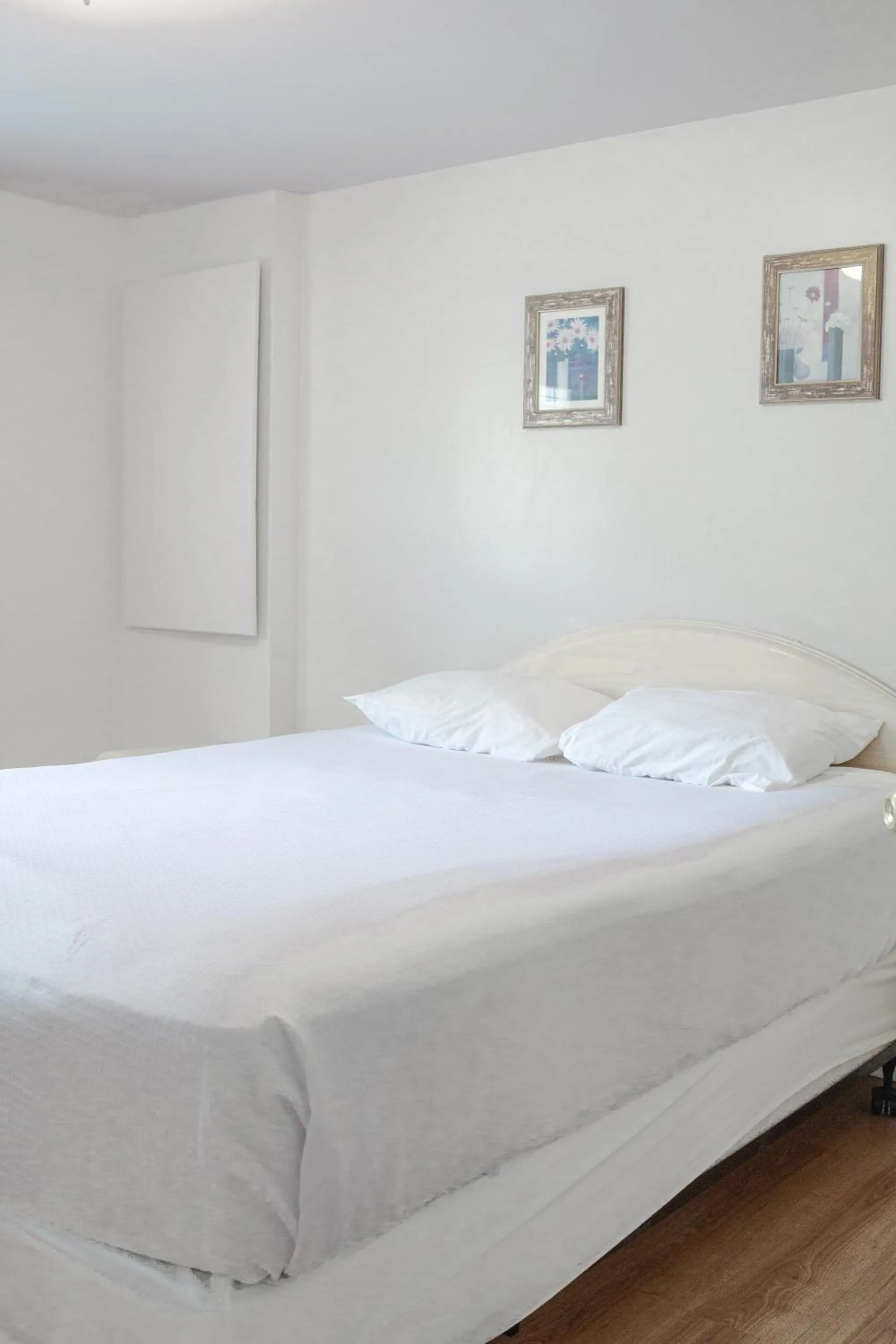 Bedroom, Bed in Hôtel Matha