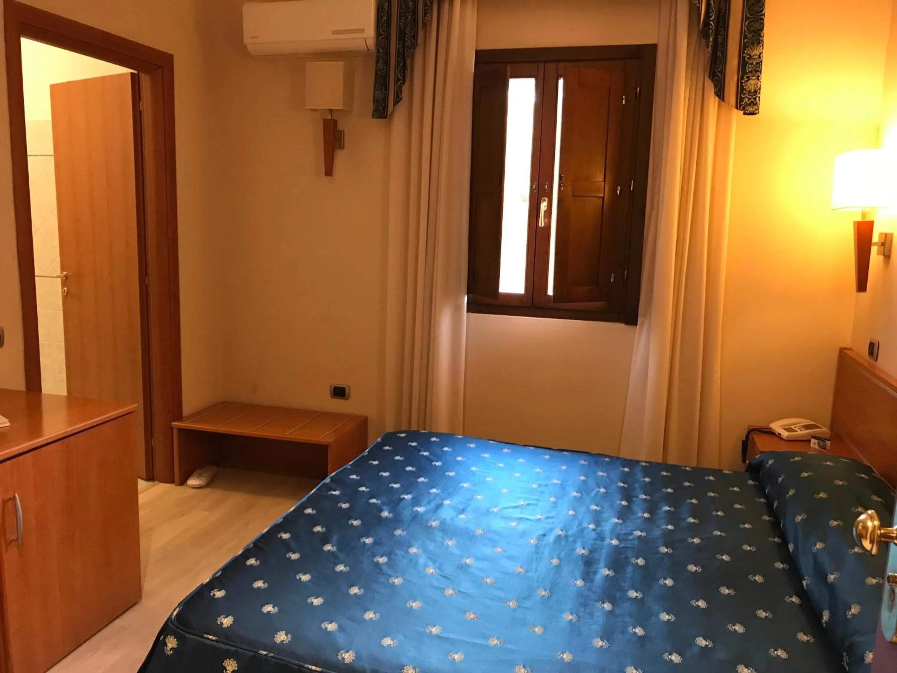 Bed in Bel Sito Hotel Due Torri