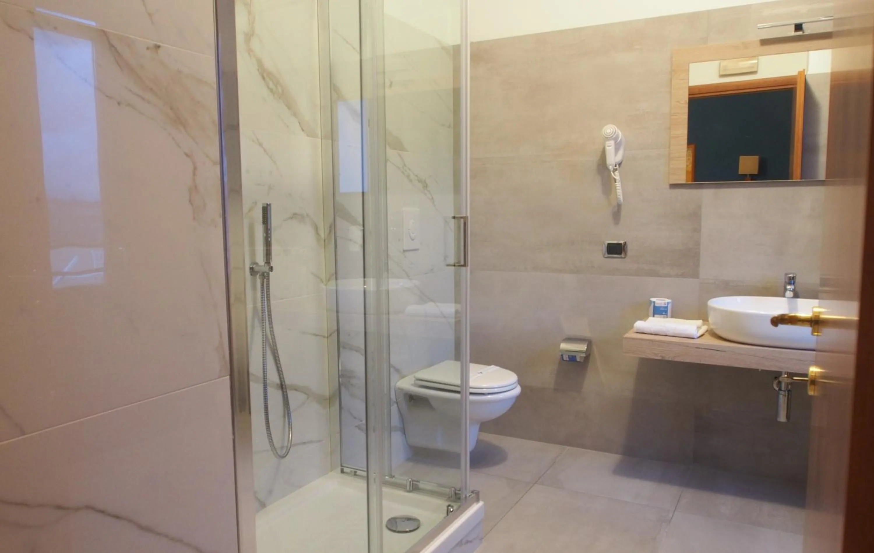 Bathroom in Bel Sito Hotel Due Torri