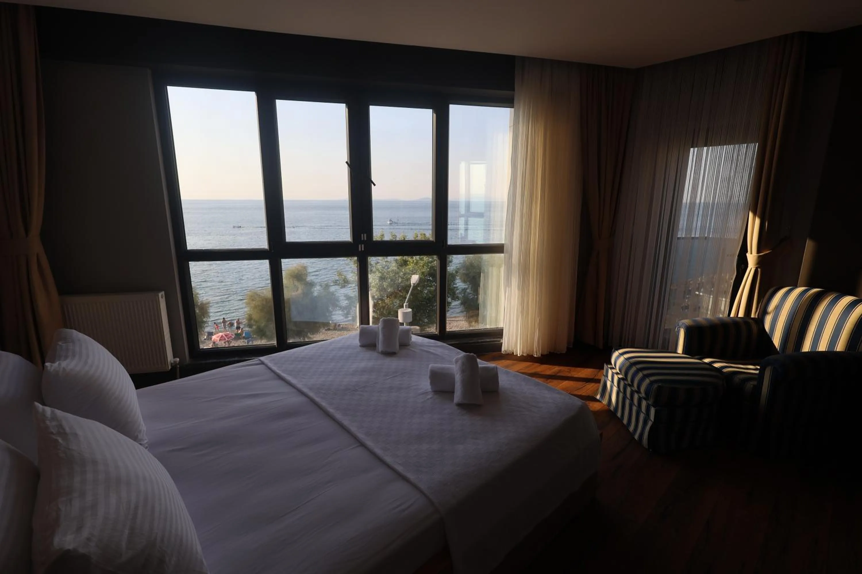 Photo of the whole room, Bed in Taşliman Otel