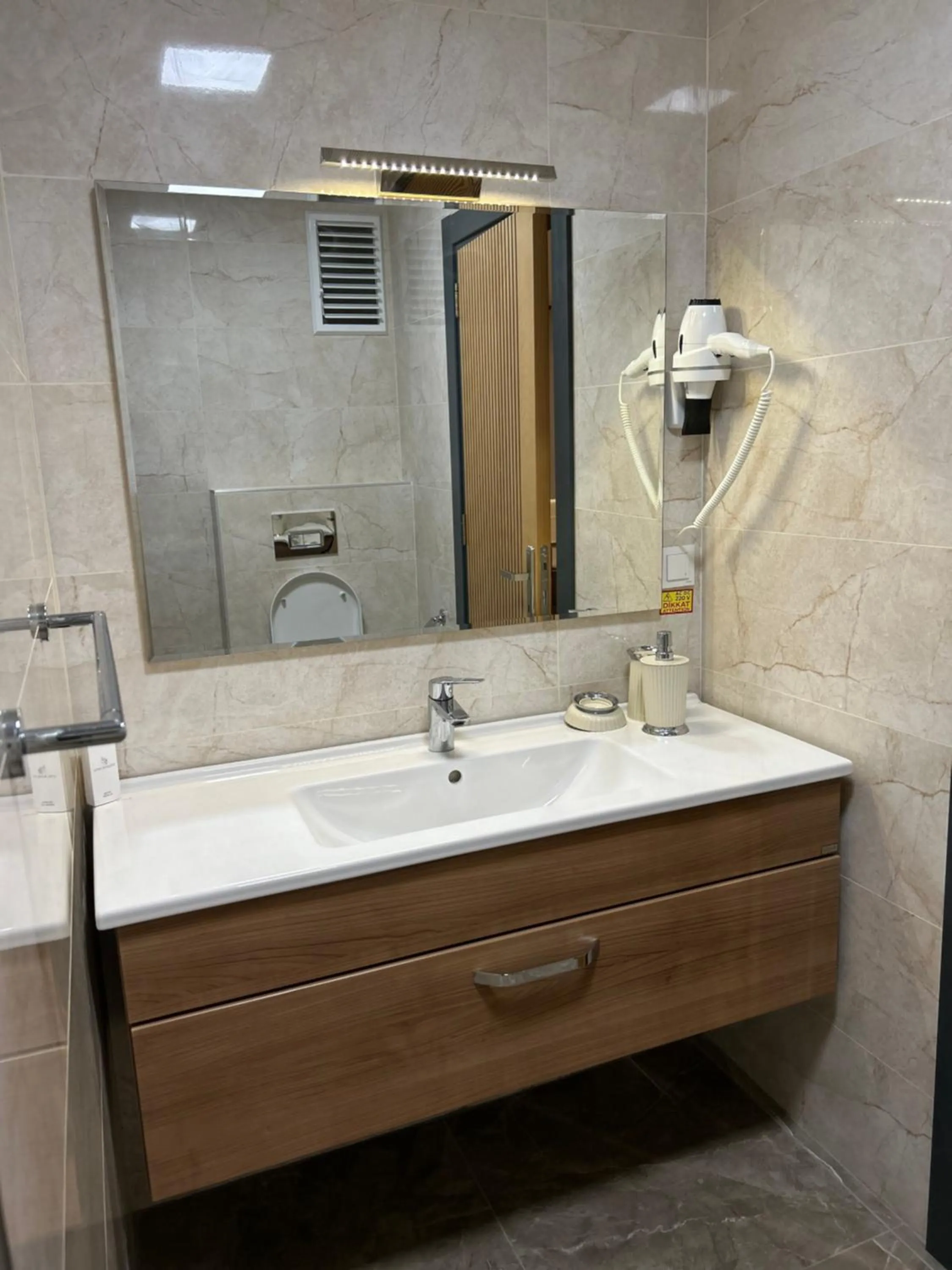 Bathroom in Taşliman Otel