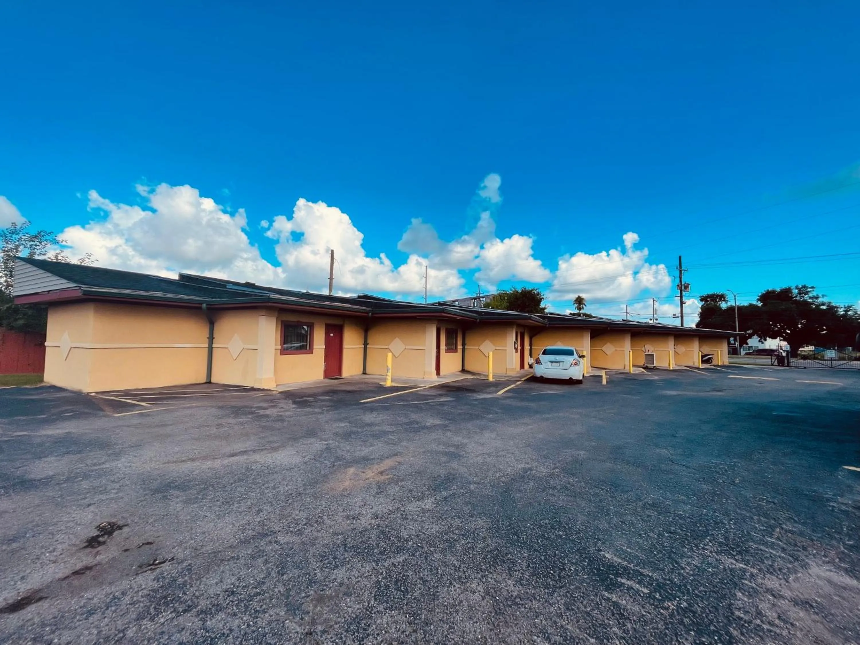 View (from property/room) in Royal Palms Motel & RV Park