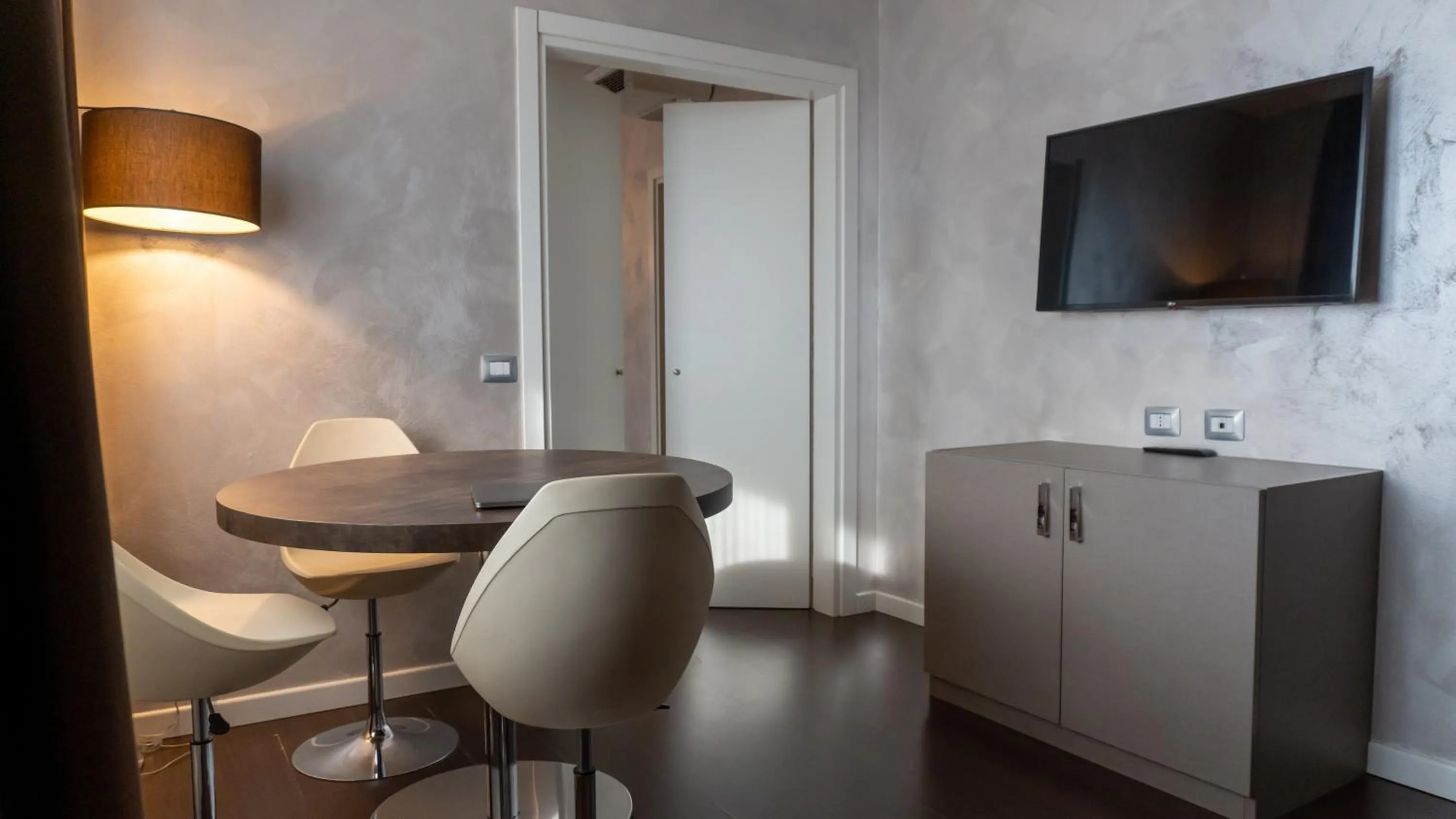 Photo of the whole room in CAVALLO Hotel Noventa di Piave